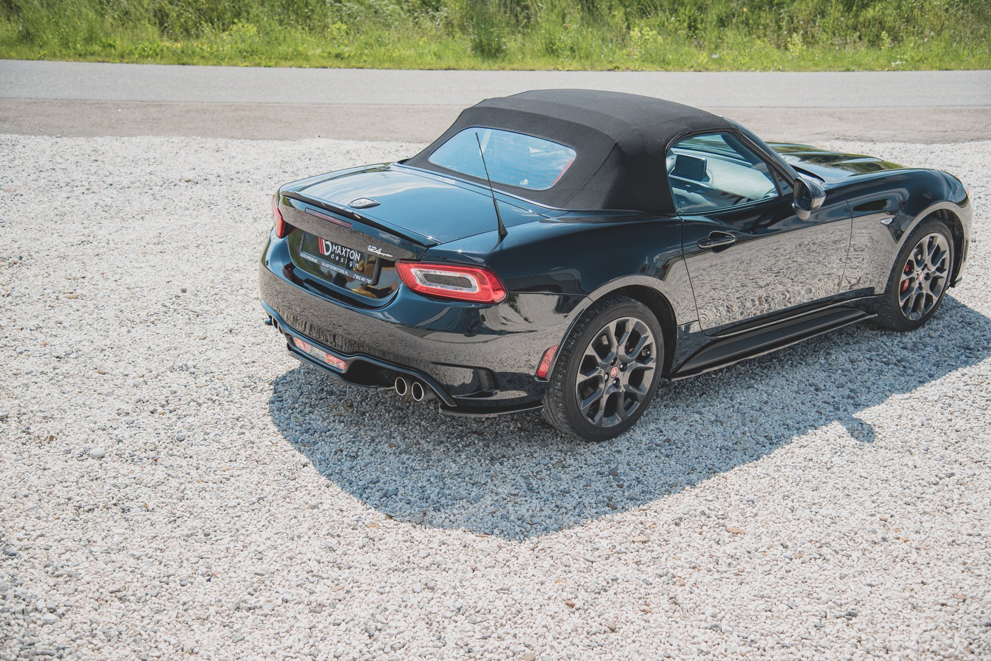 Mittlerer Diffusor Heck Ansatz für Fiat 124 Spider Abarth Carbon Look