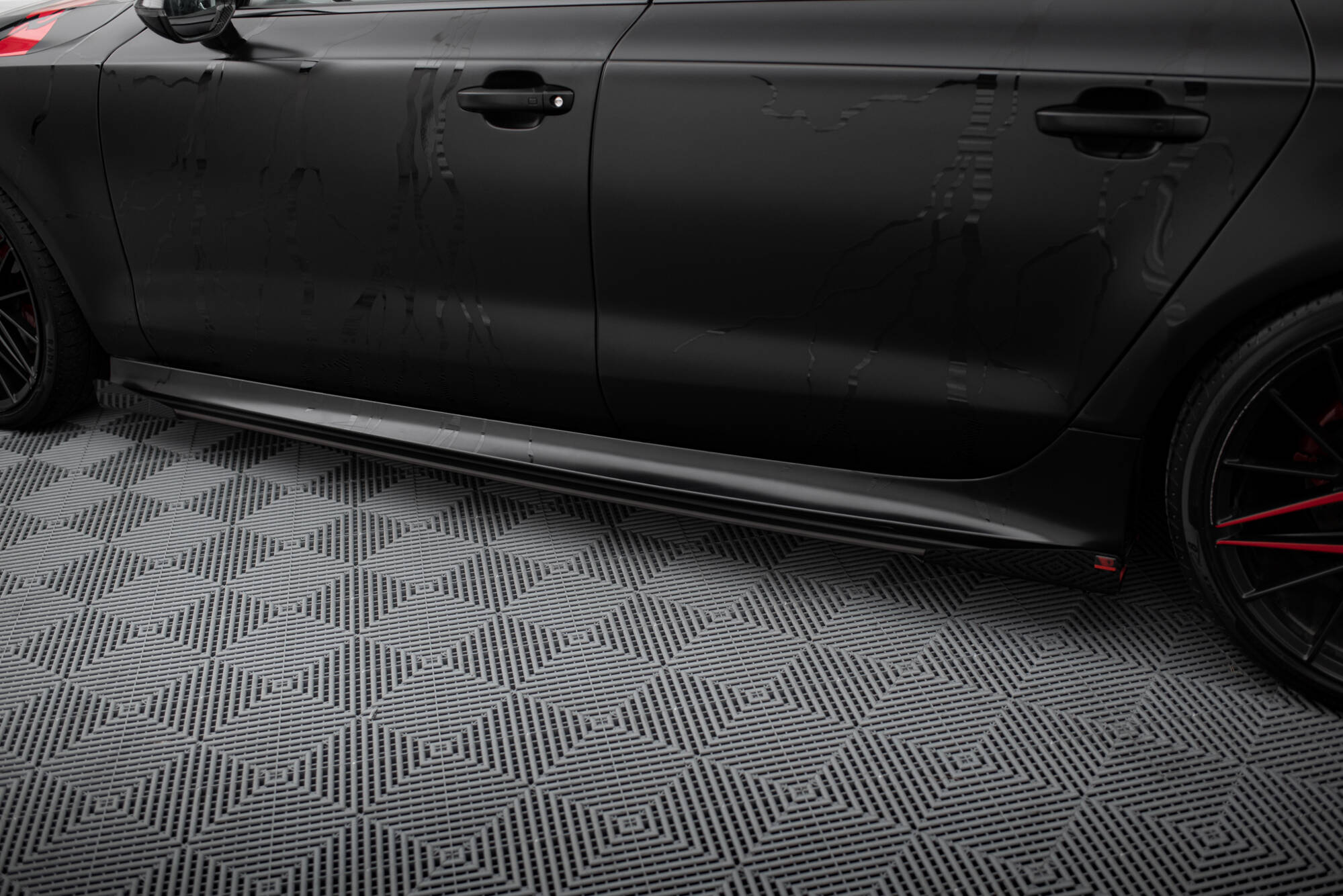Side Flaps Audi A7 S-Line C7 schwarz Hochglanz