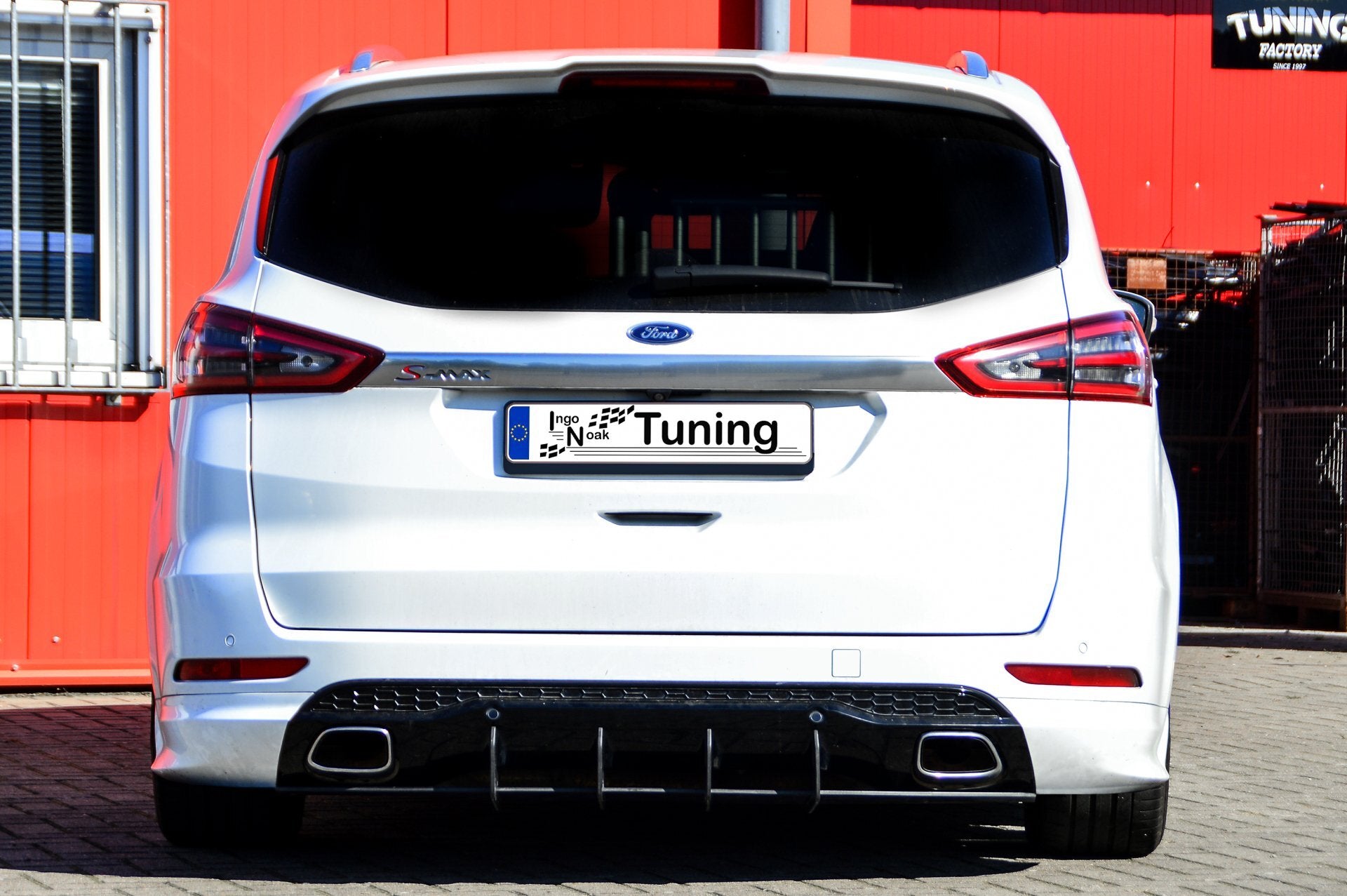 Bodykit für Ford S-MAX 2 ST-Line Bj.2015-2019 Schwarz Matt