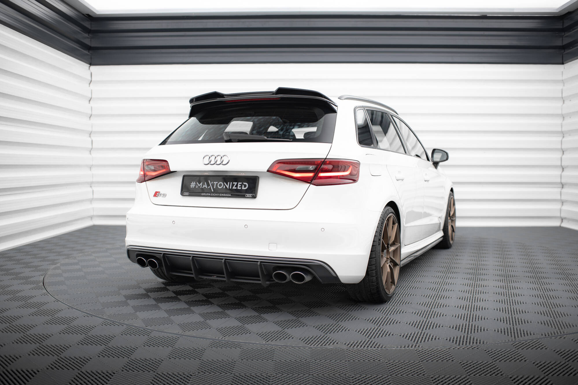 Street Pro Heckschürze Heck Ansatz Diffusor passend für Audi S3 Sportback / Hatchback 8V
