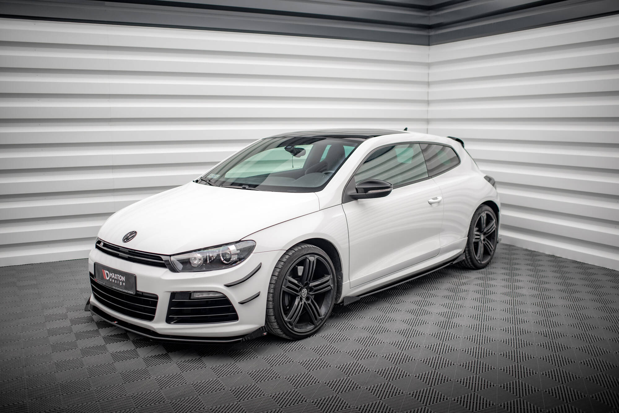 Street Pro Seitenschweller Leisten passend für VW Scirocco R Mk3 rot+ Hochglanz Flaps