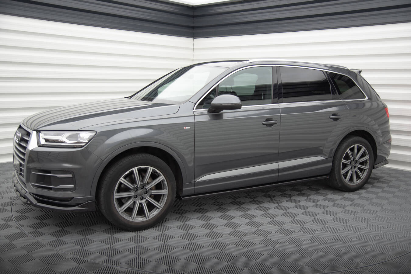 Street+ Seitenschweller Leisten passend für Audi Q7 Mk2 schwarz Hochglanz