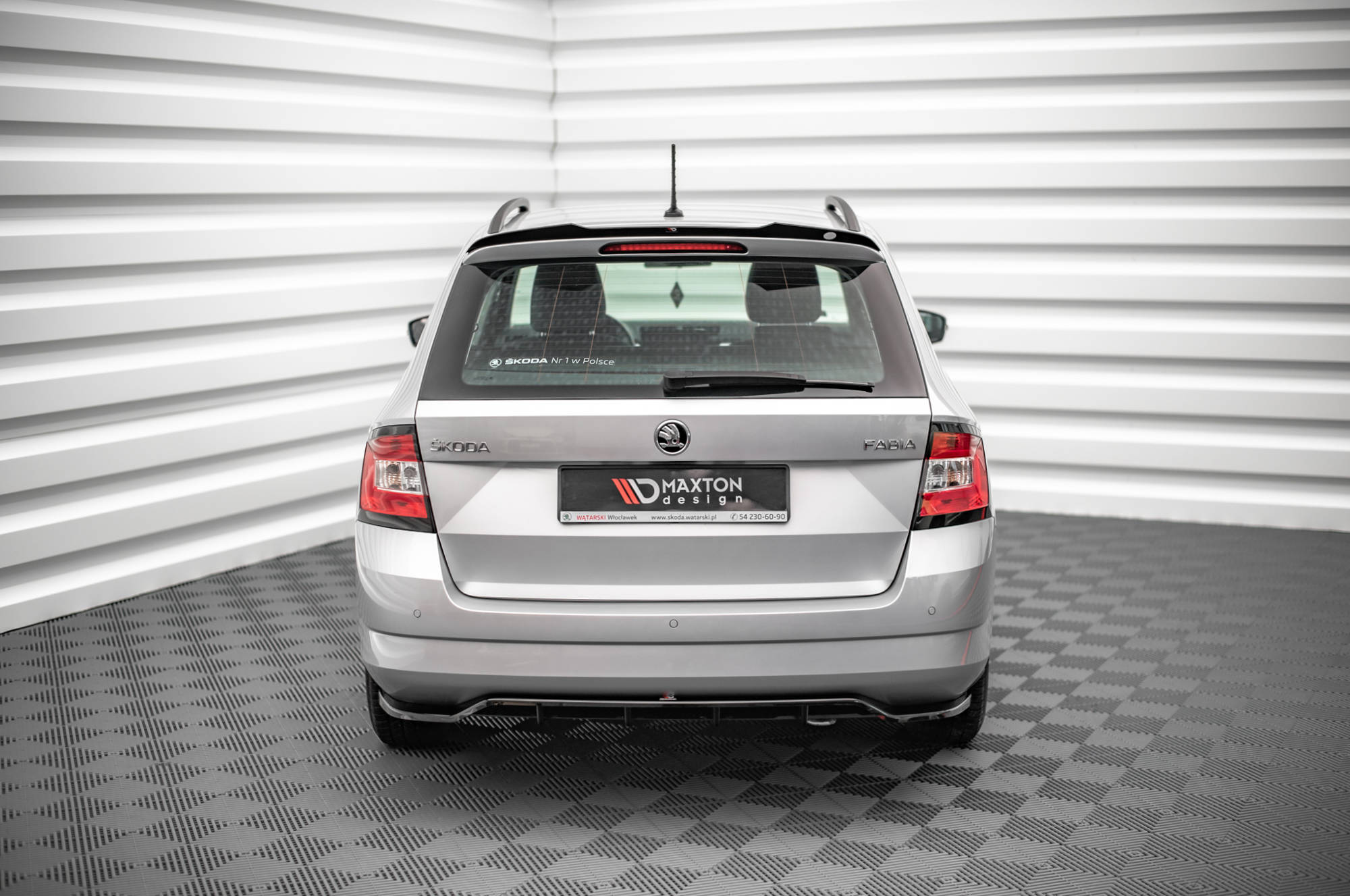 Heck Spoiler Aufsatz Abrisskante passend für Skoda Fabia Combi Mk3 schwarz Hochglanz