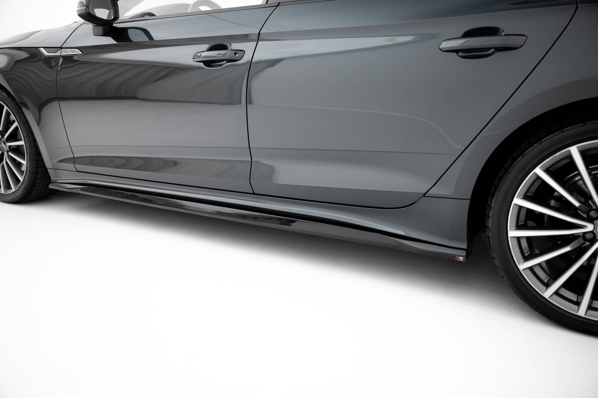 Street+ Seitenschweller Leisten passend für Audi A5 Sportback F5 FL schwarz Hochglanz