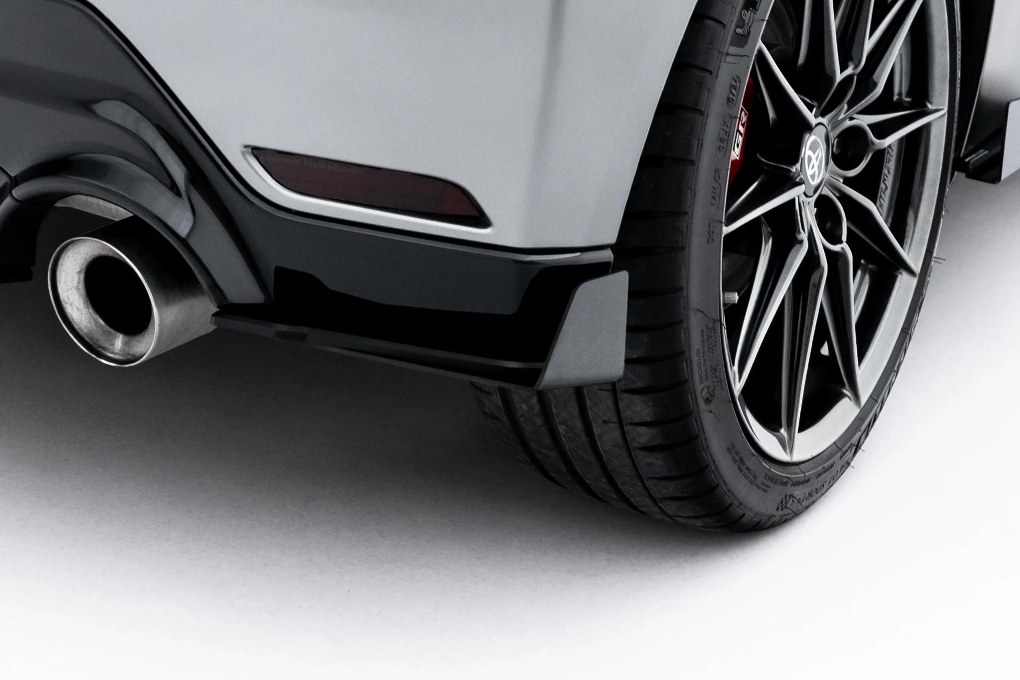 Diffusor Flaps passend für Toyota GR Yaris Mk4 Facelift schwarz Hochglanz