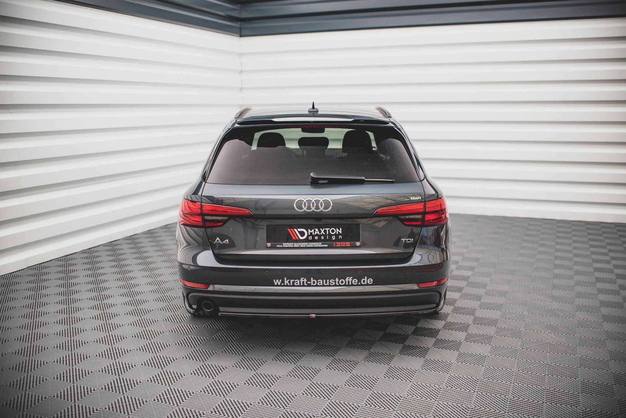 Street+ Heck Ansatz Flaps passend für Audi A4 B9 schwarz Hochglanz