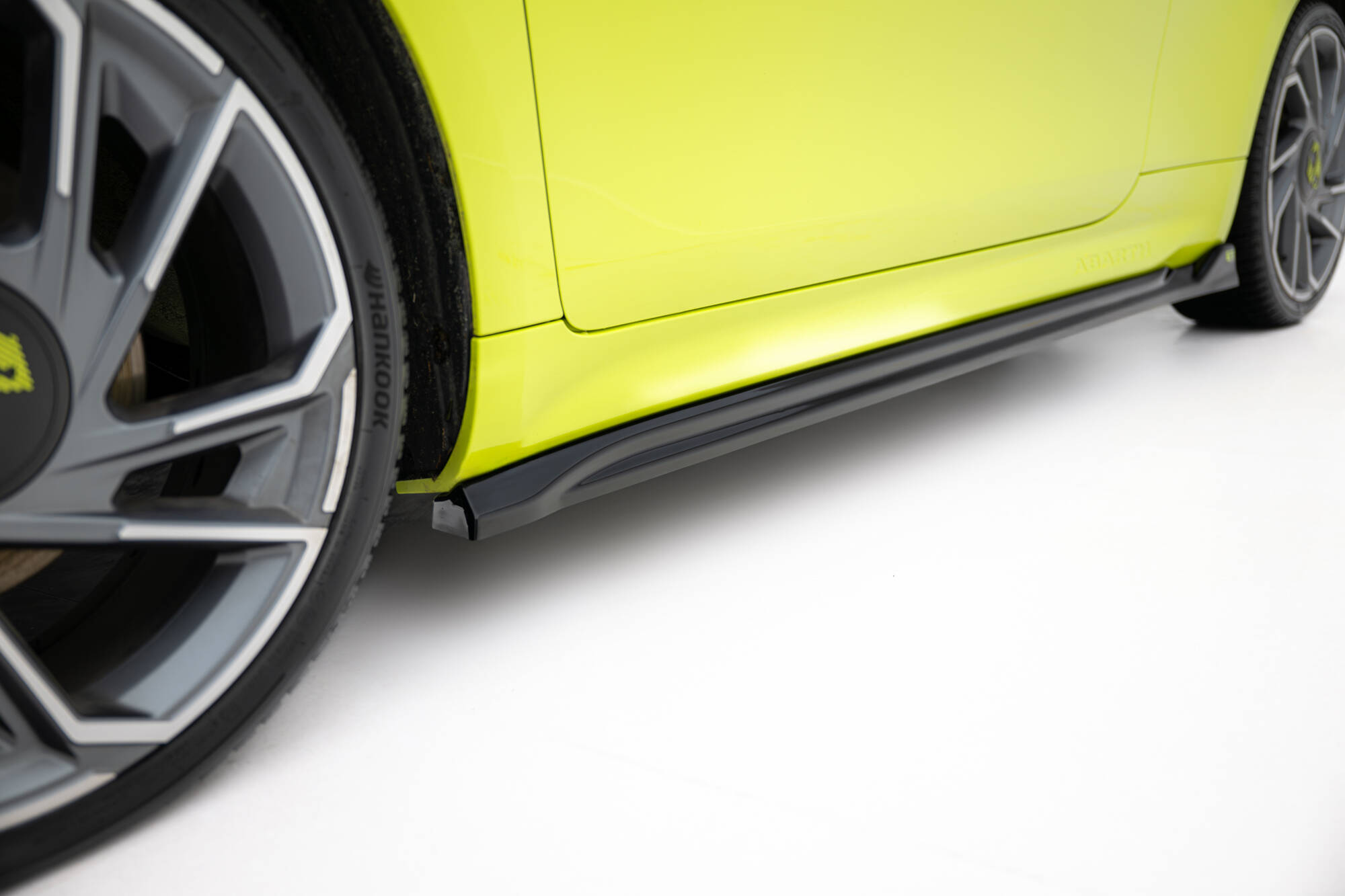 Seitenschweller Ansatz Paar passend für ABARTH 500e schwarz Hochglanz