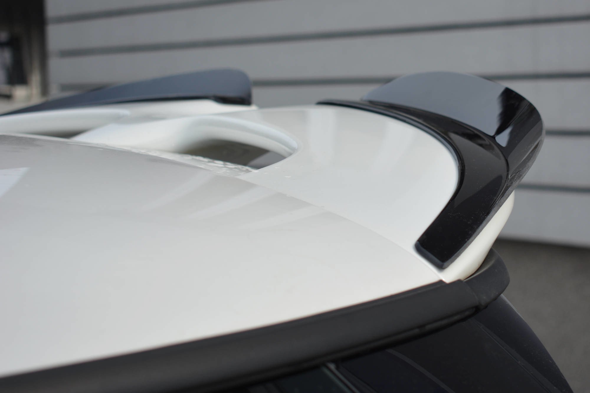 Spoiler CAP V.1 für Mini Cooper S John Cooper Works F56 / F56 Facelift schwarz Hochglanz