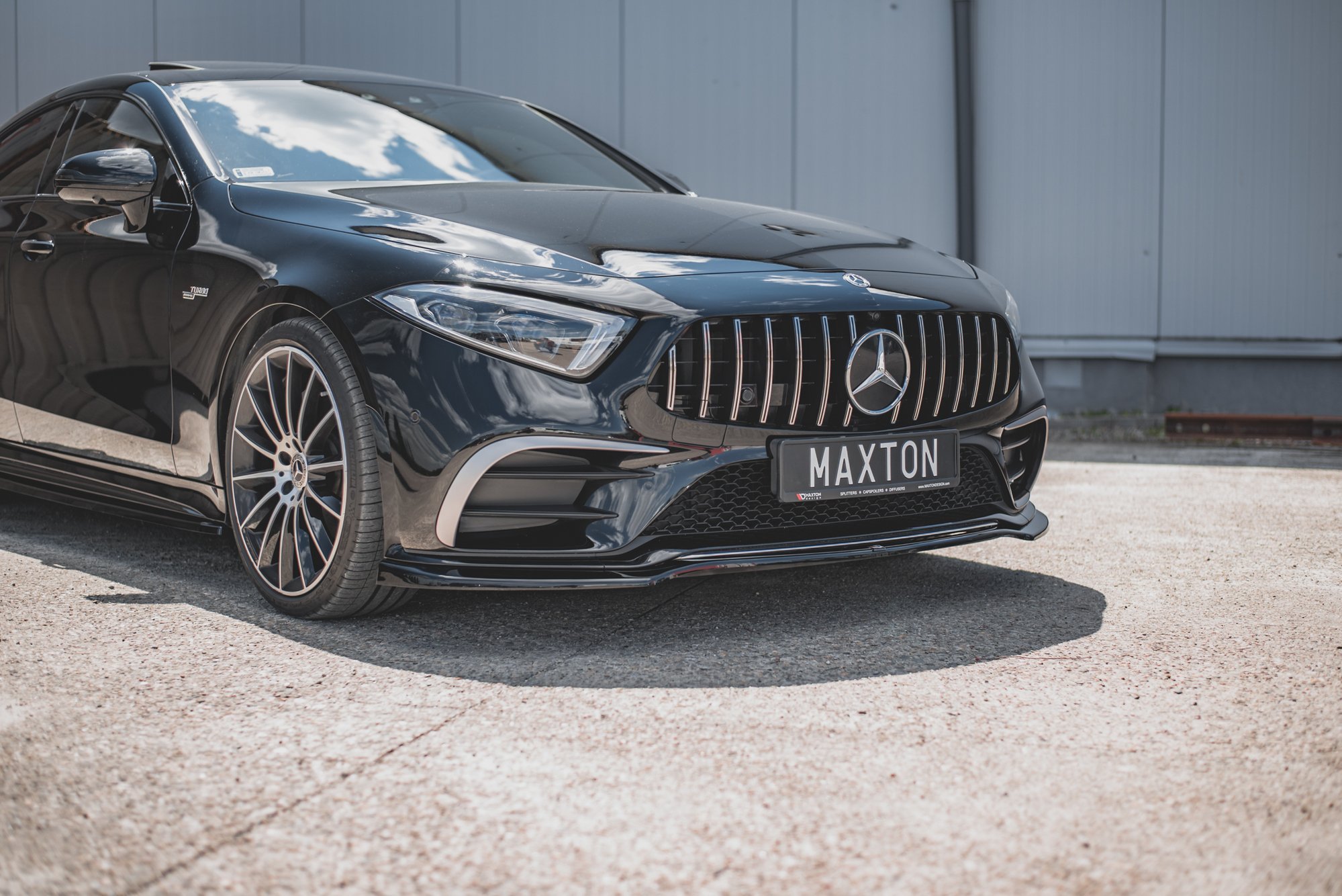 Front Ansatz V.3 für Mercedes-AMG CLS 53 C257 schwarz Hochglanz