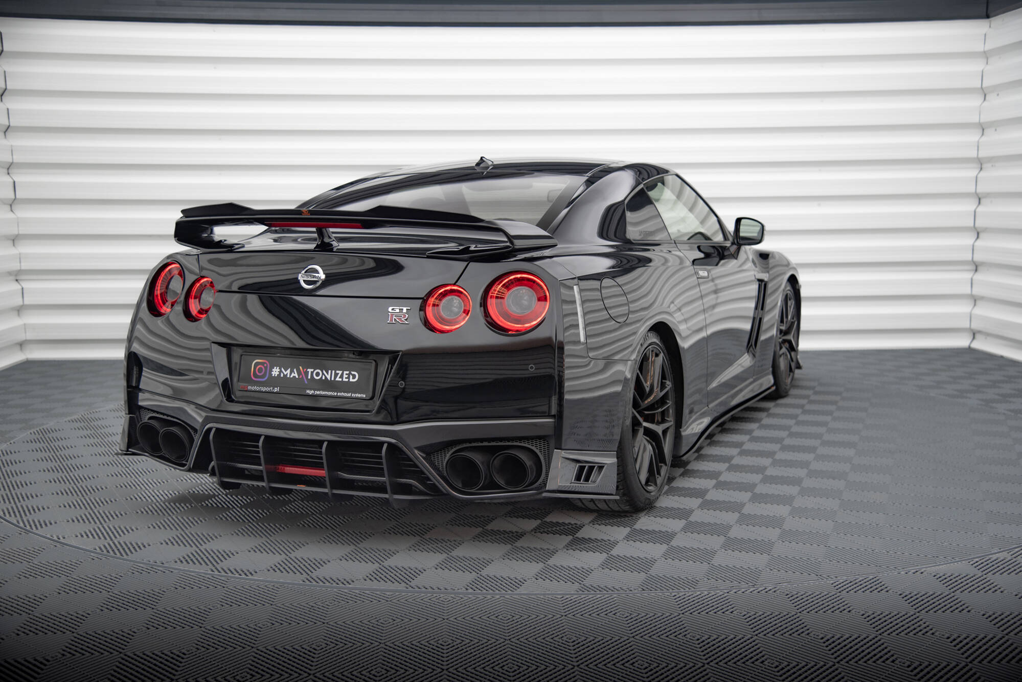 Street Pro Heck Ansatz Flaps passend für Nissan GTR R35 FL rot