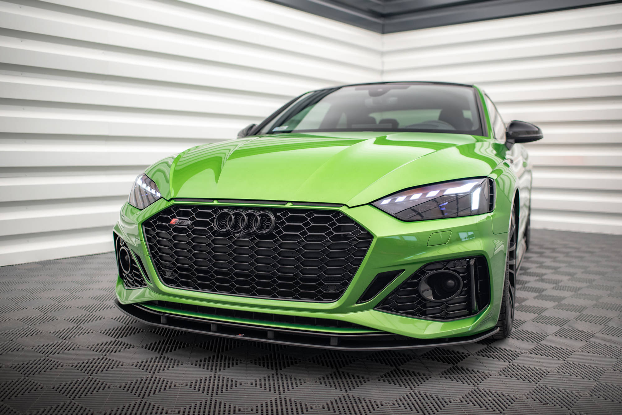 Street Pro Spoilerlippe Front Ansatz passend für Audi RS5 F5 FL rot