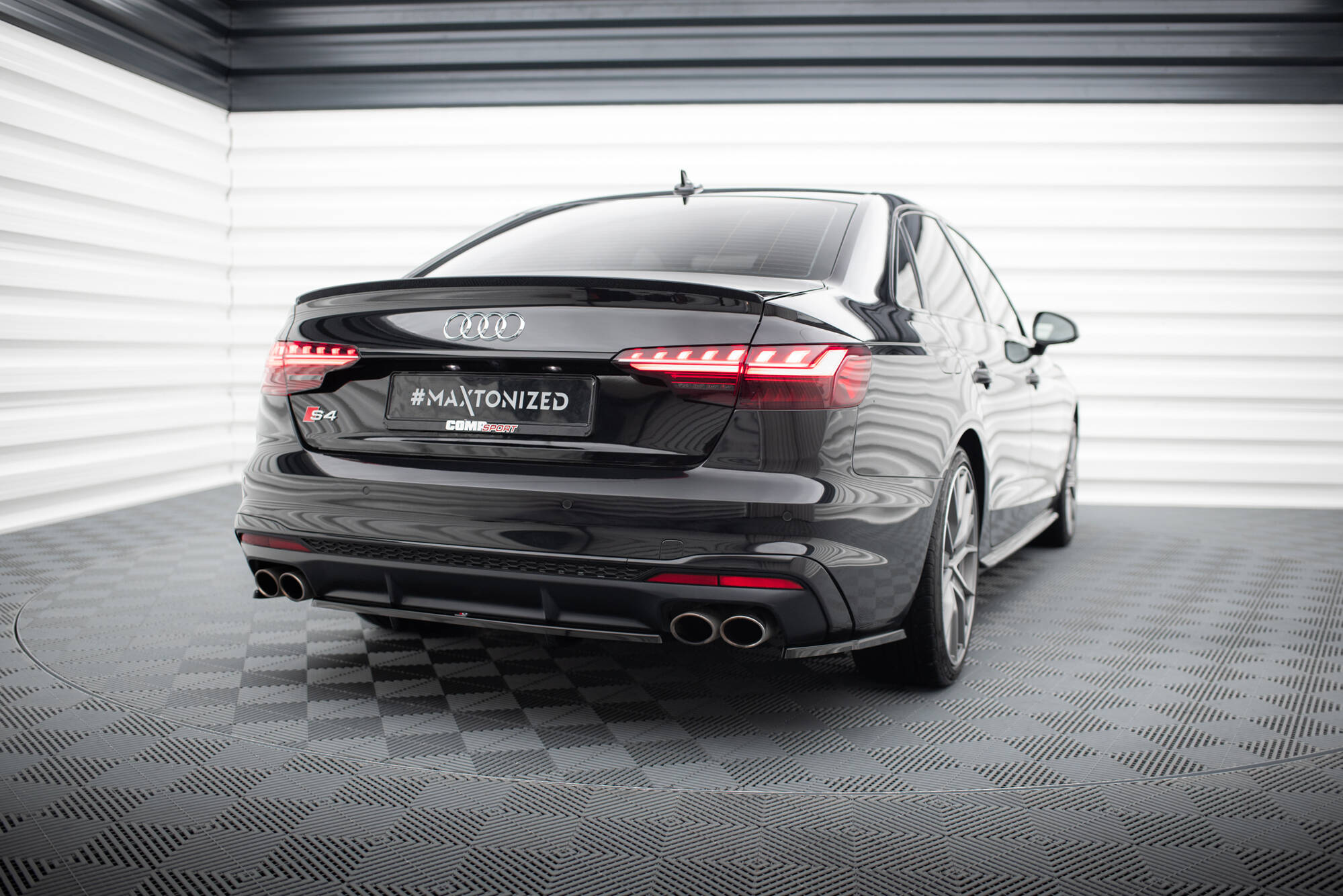 Street+ Mittlerer Diffusor RACE Heck Ansatz passend für Audi S4 B9 FL schwarz Hochglanz