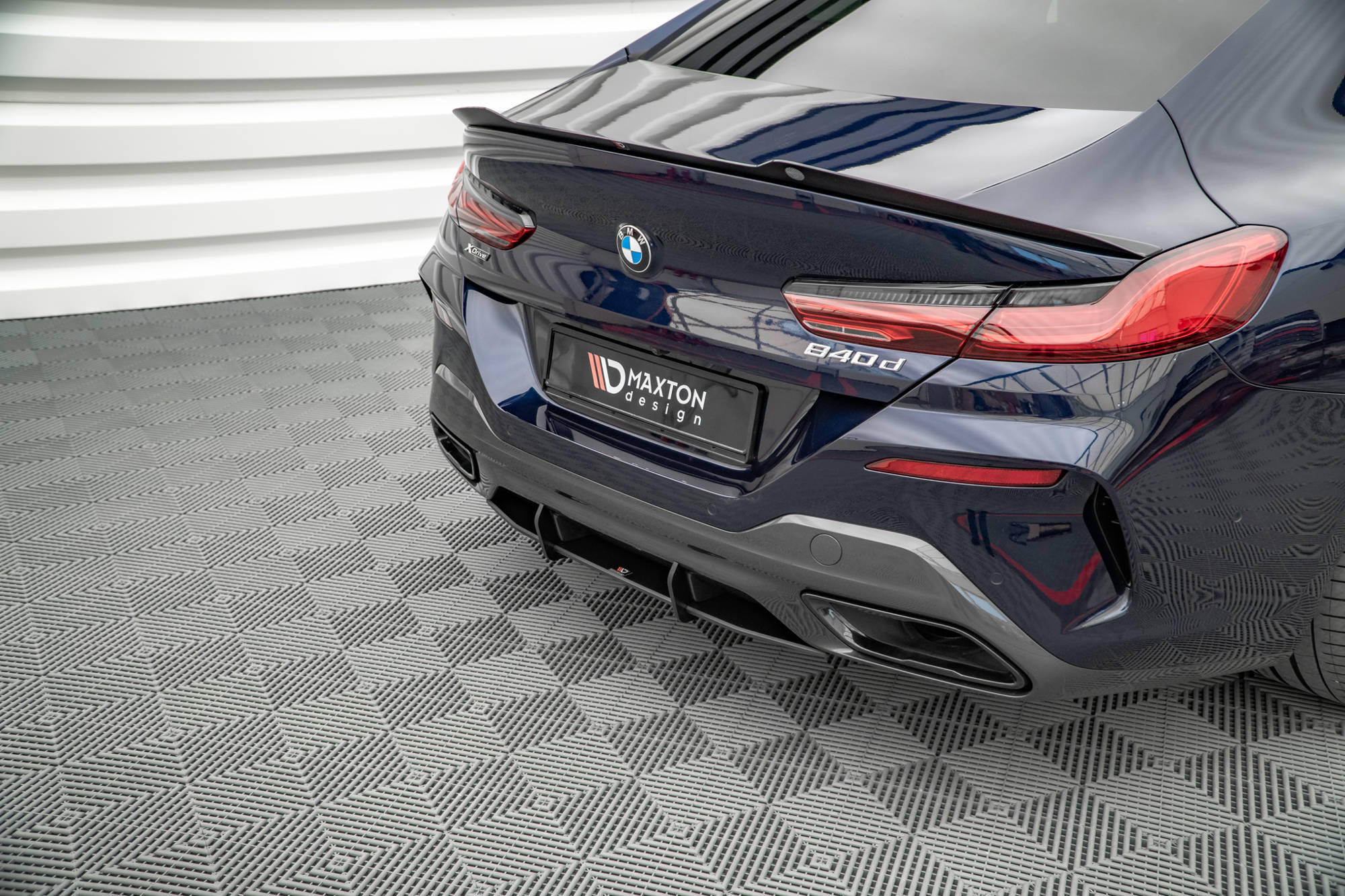 Street Pro Heckschürze Heck Ansatz Diffusor passend für BMW 8 Gran Coupe M-Paket G16 rot
