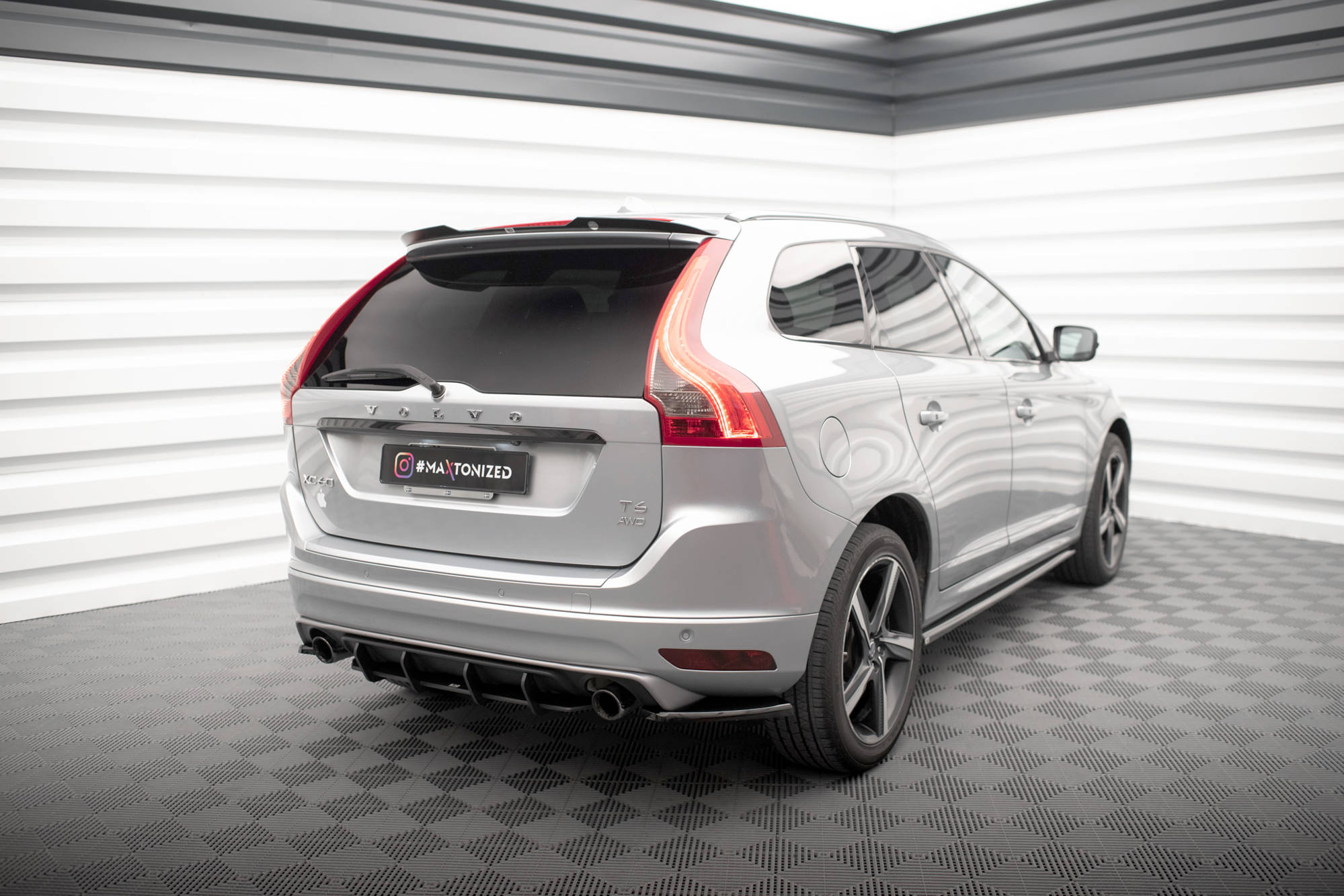 Street Pro Heckschürze Heck Ansatz Diffusor passend für Volvo XC60 R-Design Mk1 FL