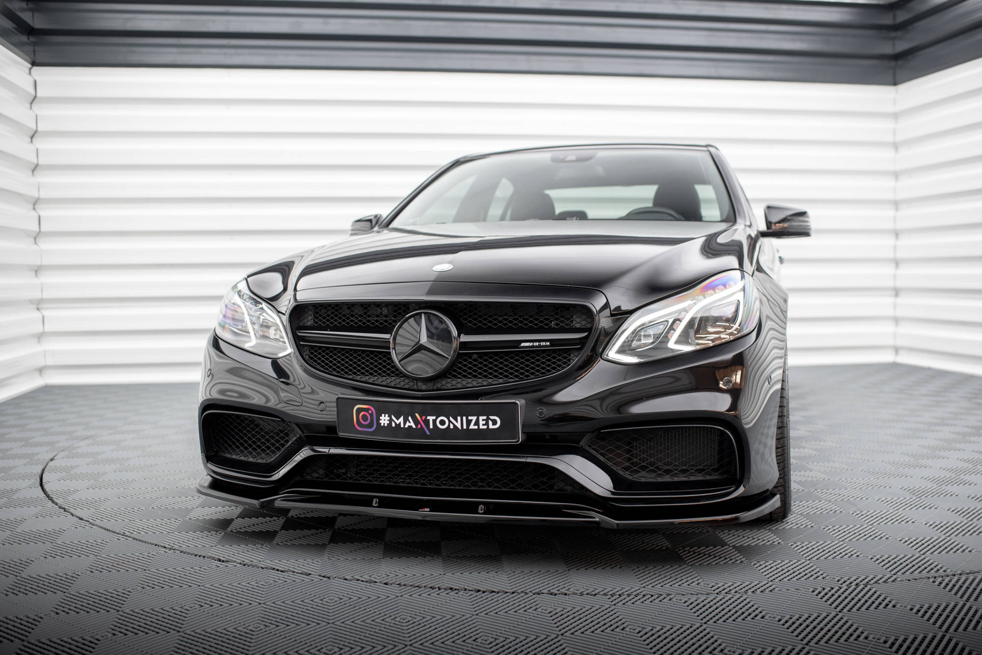 Street+ Spoilerlippe Front Ansatz passend für Mercedes E63 AMG Limousine W212 FL schwarz Hochglanz