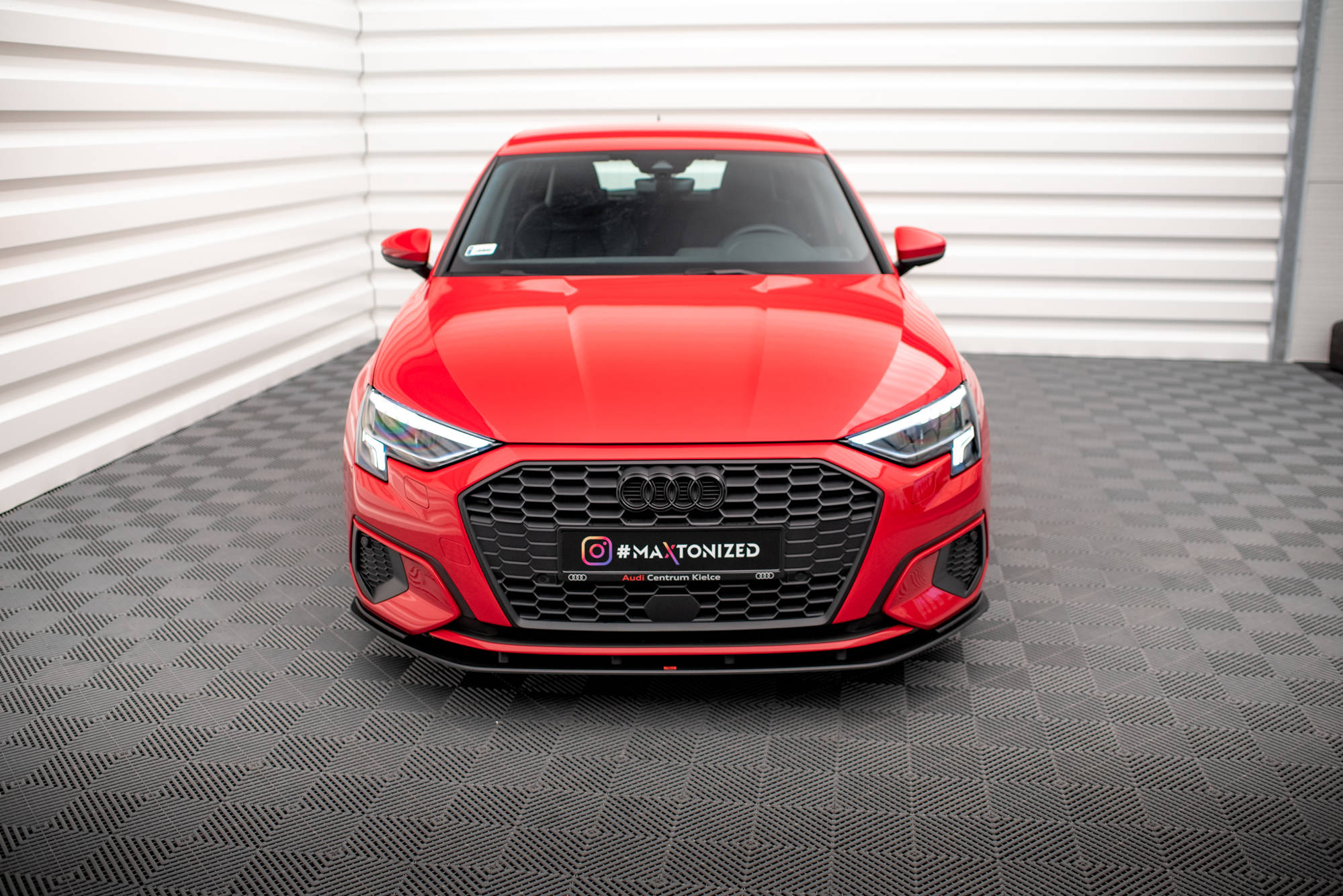 Street Pro Spoilerlippe Front Ansatz passend für Audi A3 8Y rot