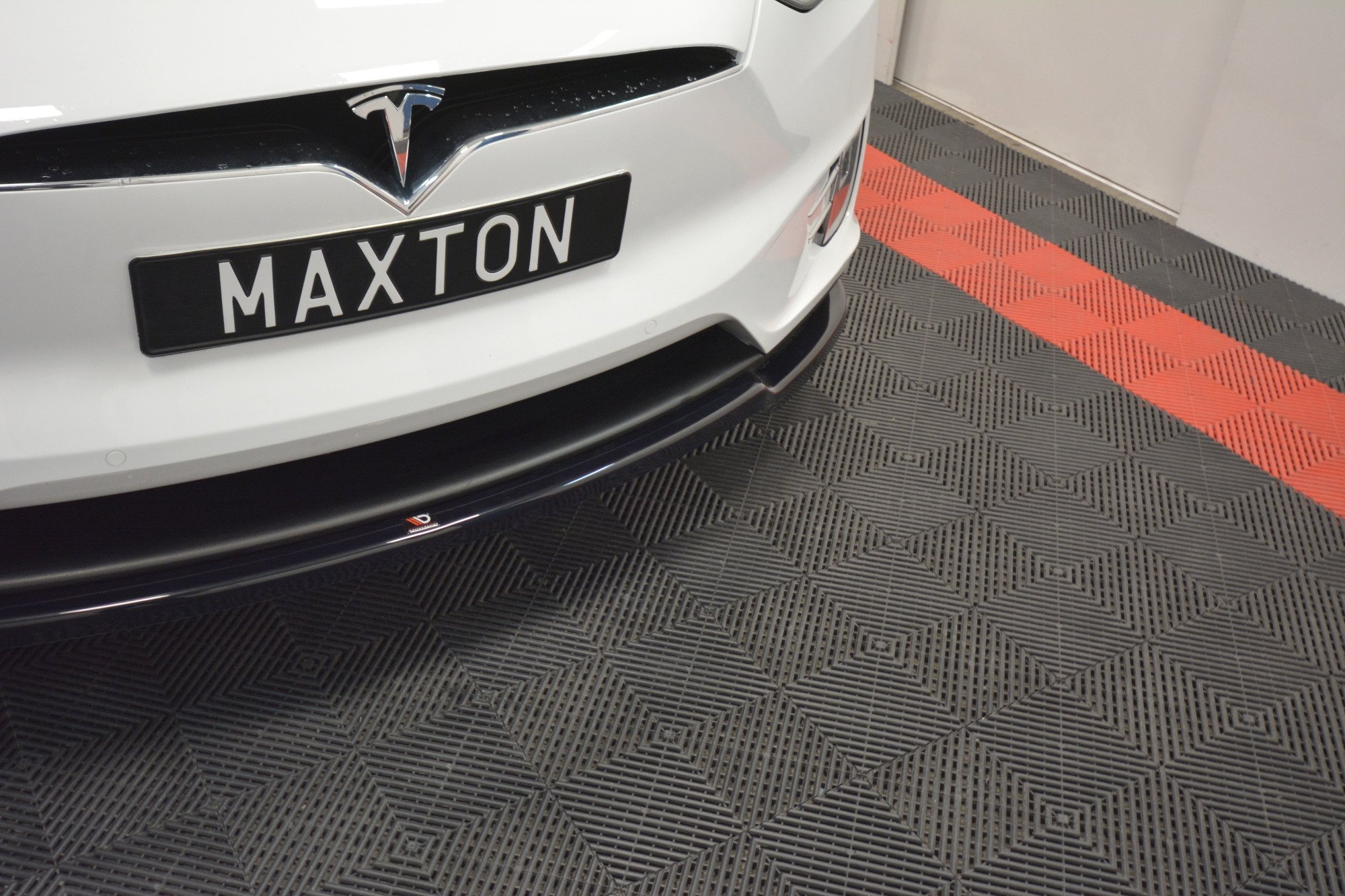 Frontlippe V.1 passend für Tesla MODEL X schwarz Hochglanz