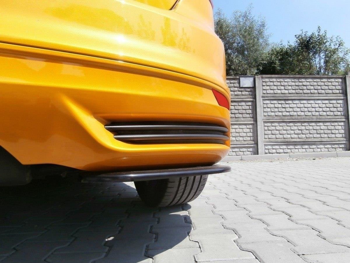 Heck Ansatz Flaps Diffusor für Ford Focus ST Mk3 Hatchback schwarz Hochglanz