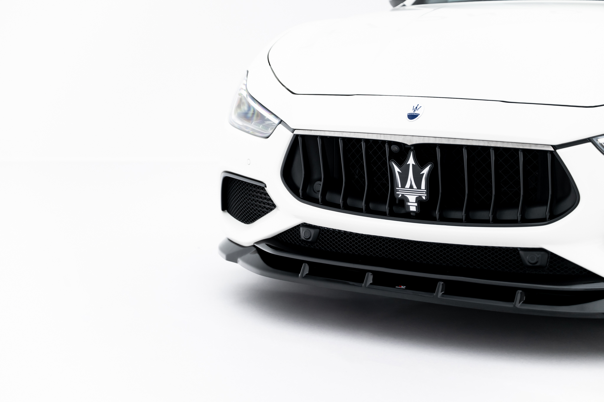 Frontlippe passend für Maserati Ghibli Modena Mk3 FL schwarz Hochglanz