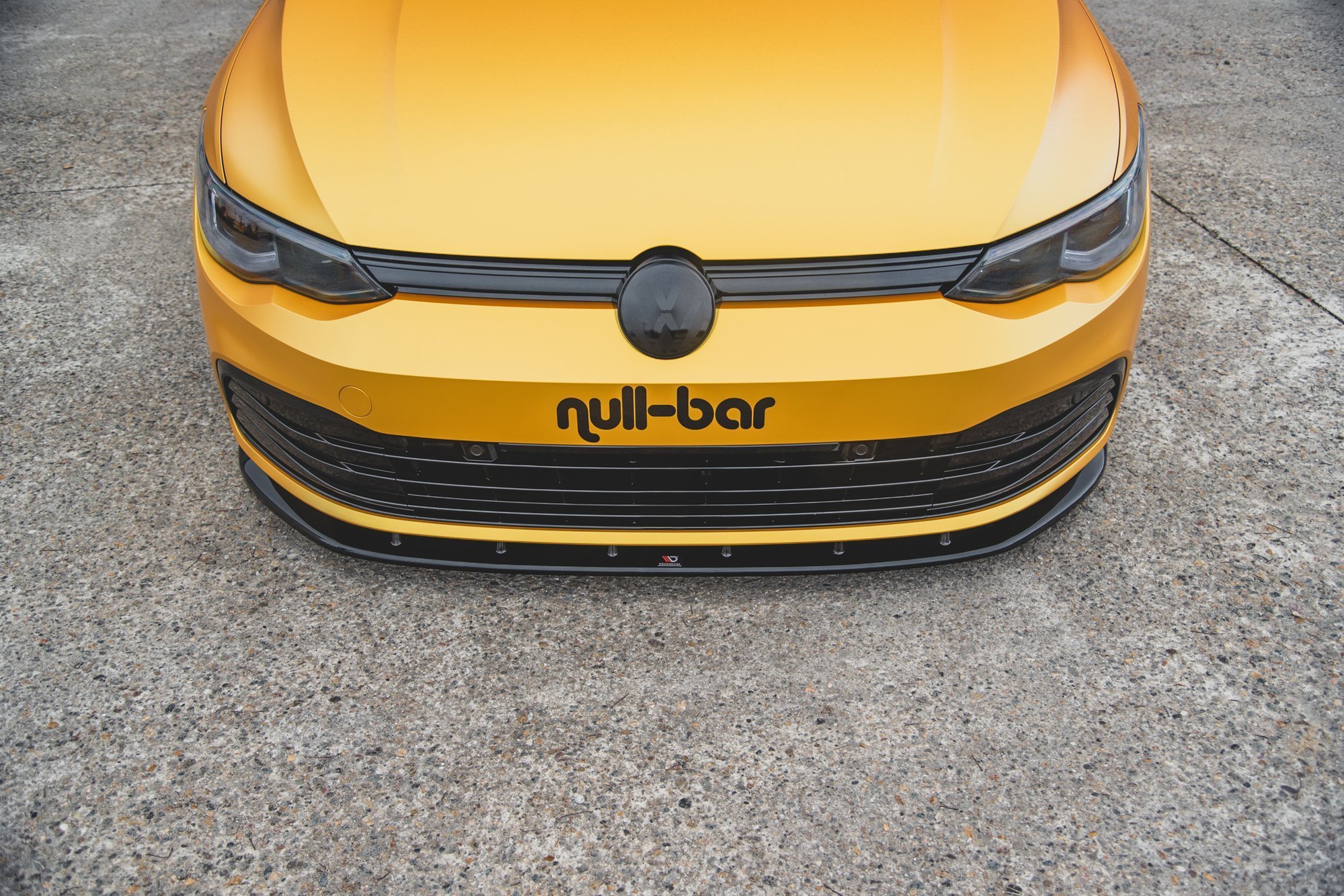 Front Ansatz V.1 für VW Golf Mk8 schwarz Hochglanz