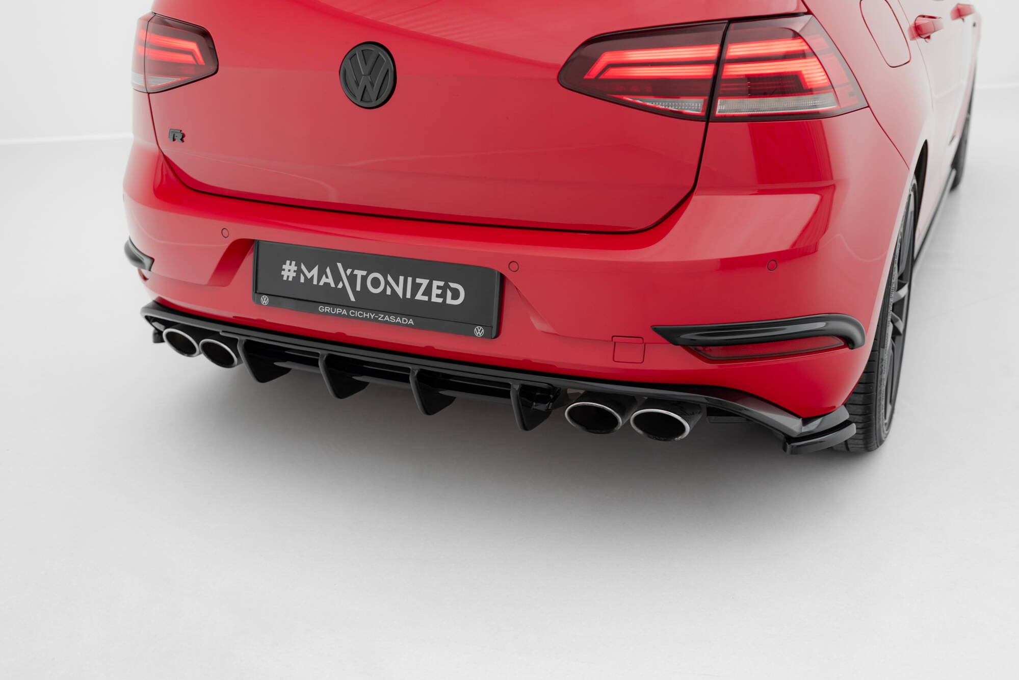 Street+ Heck Ansatz Diffusor passend für VW Golf R Hatchback R Mk7 FL schwarz Hochglanz