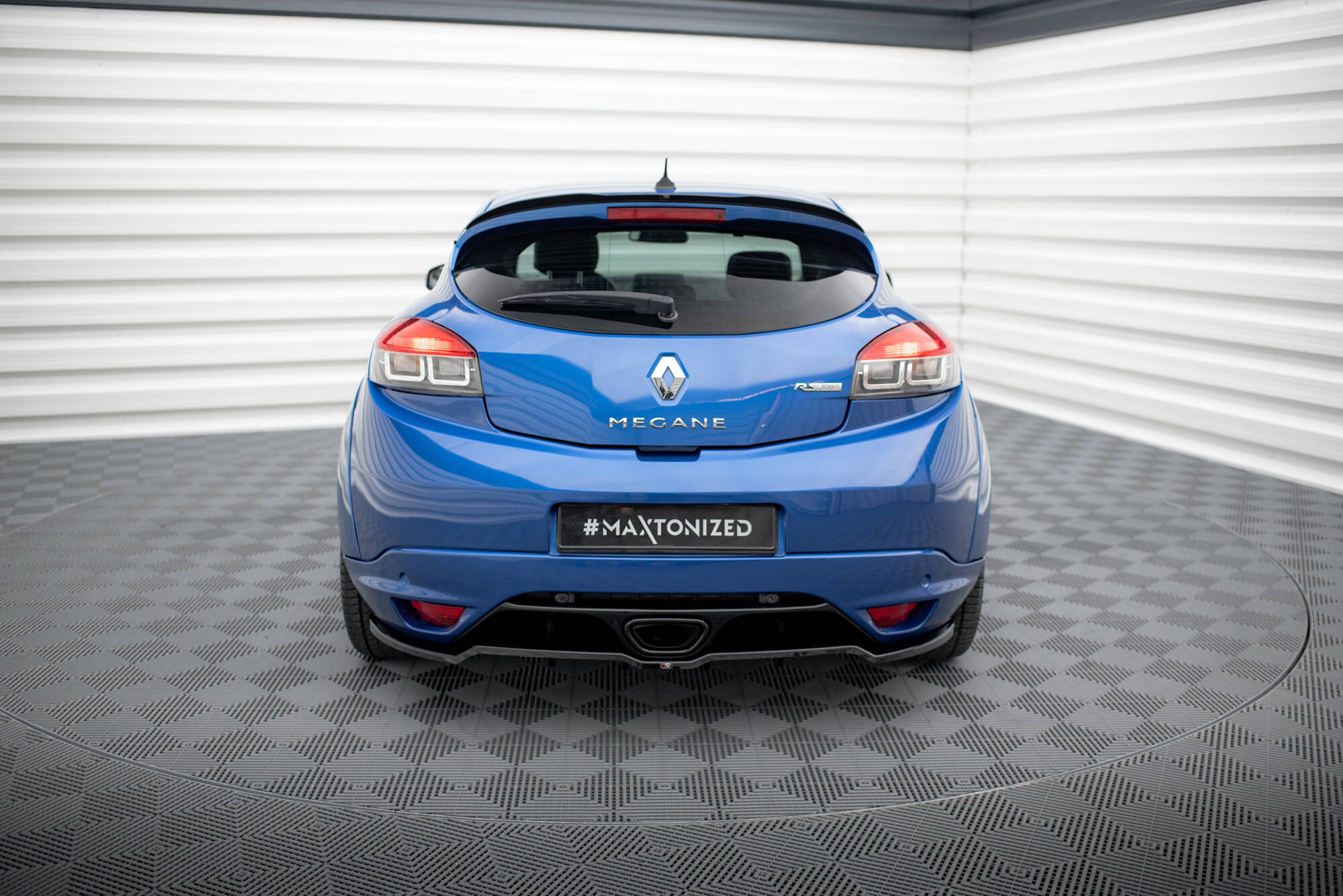 Street+ Mittlerer Diffusor RACE Heck Ansatz passend für Renault Megane RS Mk3 schwarz Hochglanz