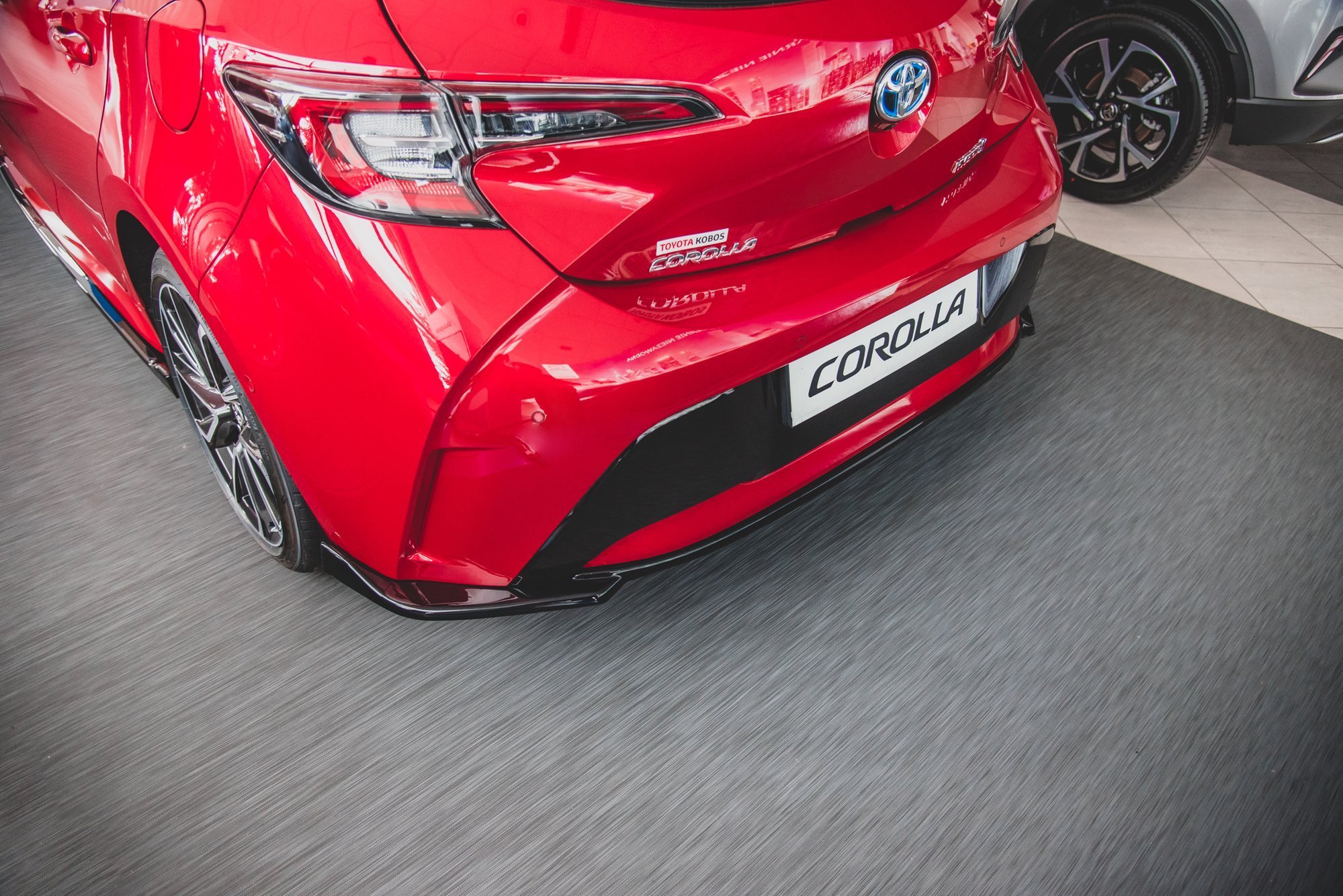 Heckansatz Toyota Corolla XII Hatchback schwarz Hochglanz