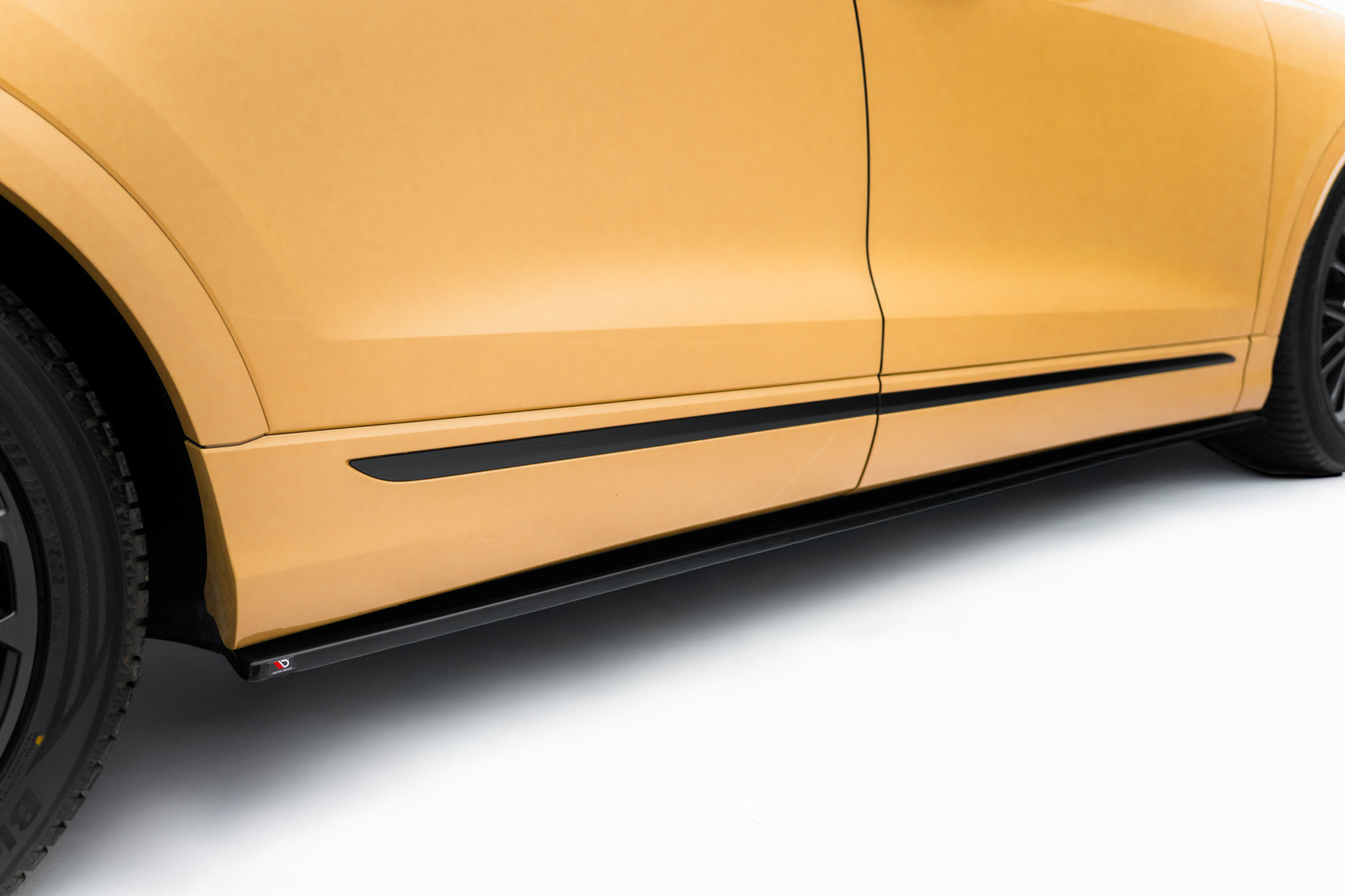 Seitenschweller Ansatz für V.1 für Audi Q8 S-line / SQ8 Mk1 Facelift schwarz Hochglanz