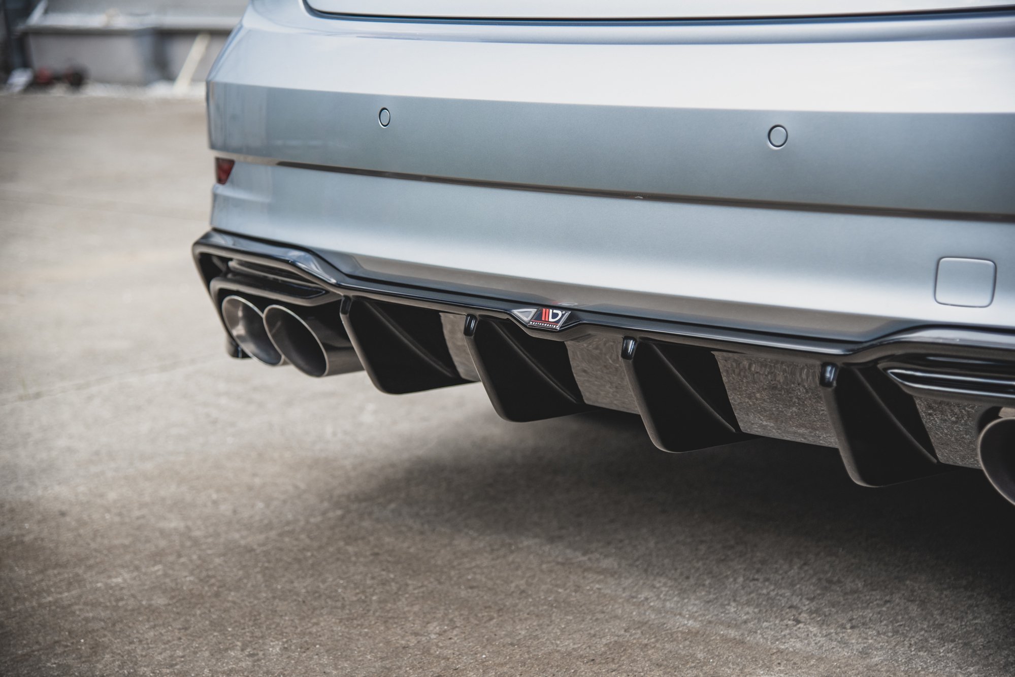 Diffusor Heck Ansatz für Audi S3 Limousine 8V Facelift schwarz Hochglanz