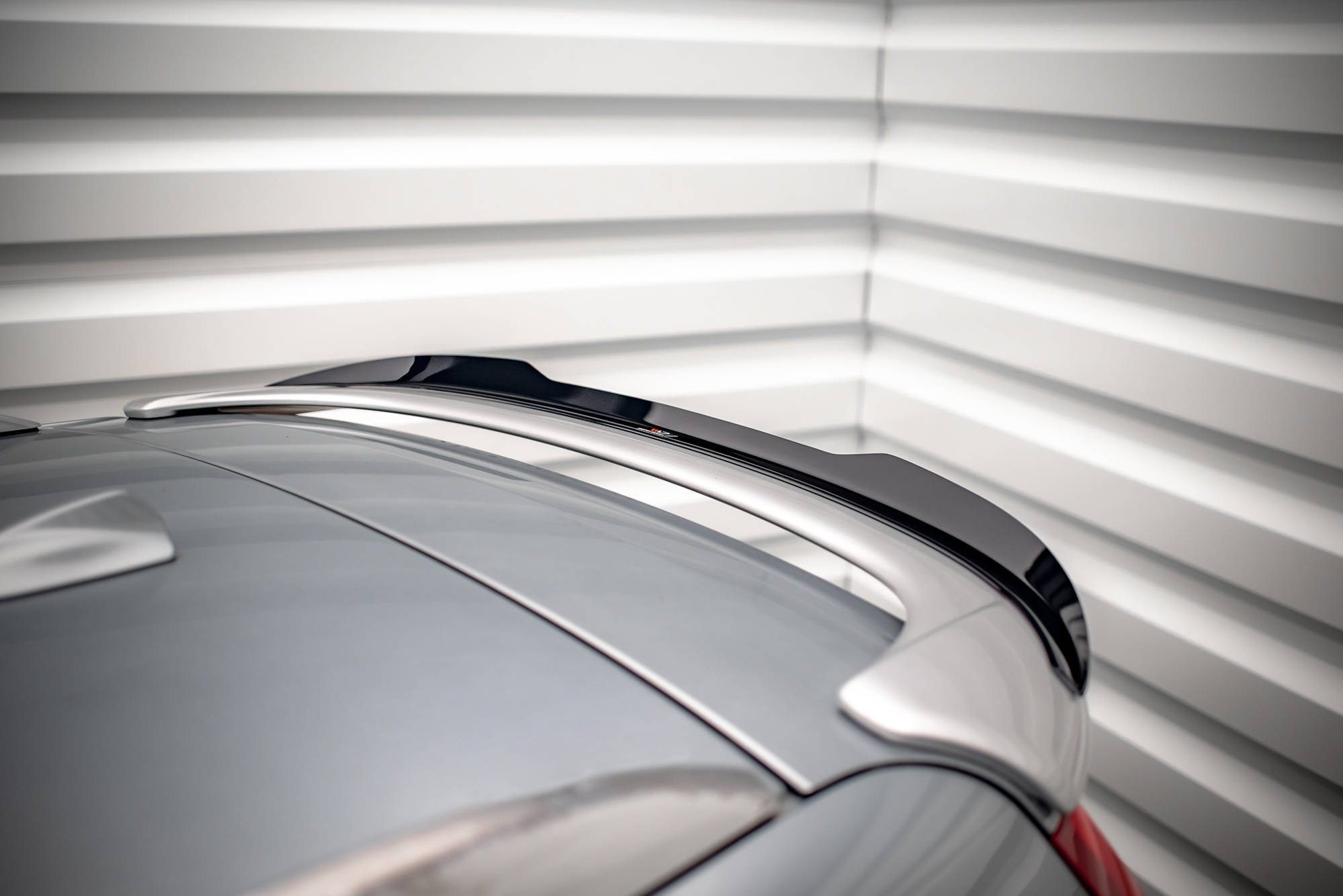 Heck Spoiler Aufsatz Abrisskante V.2 passend für Volvo V70 Mk3 schwarz Hochglanz
