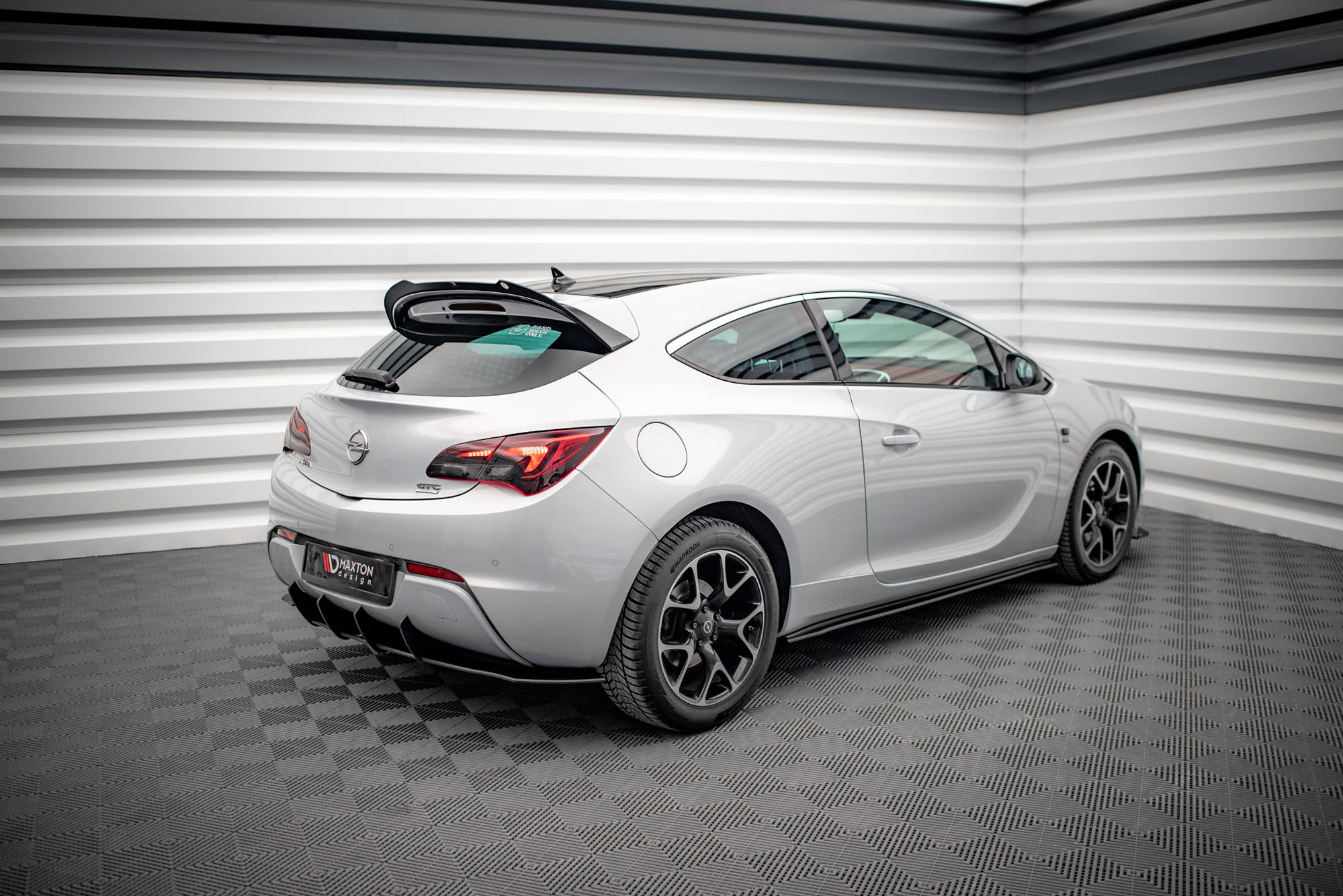 Street Pro Heckschürze Heck Ansatz Diffusor passend für Opel Astra GTC OPC-Line J rot