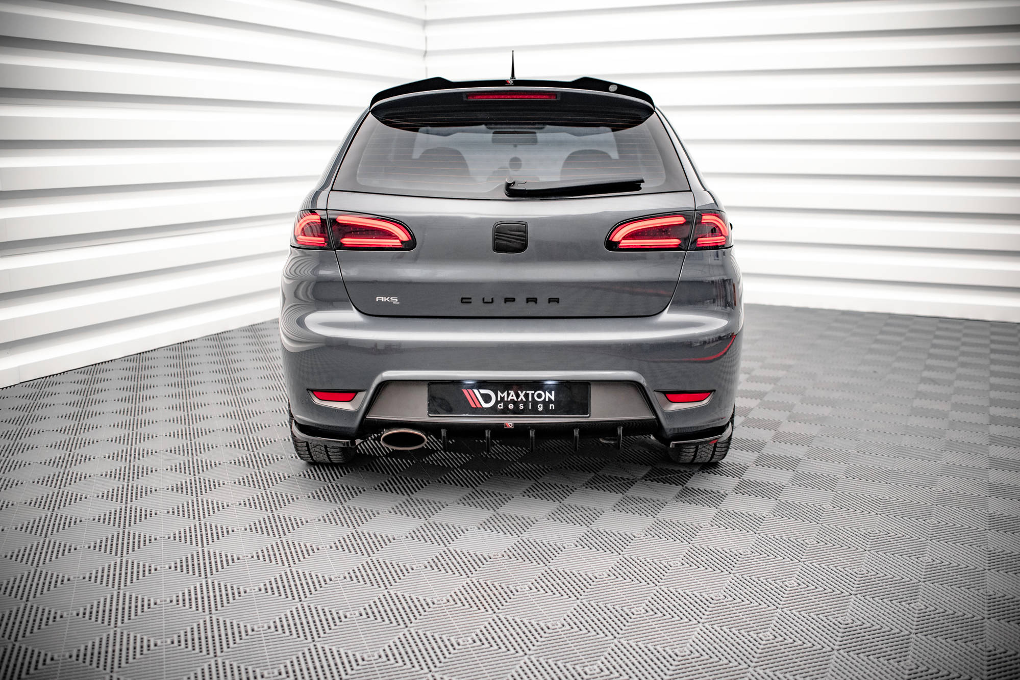 Street+ Heck Ansatz Diffusor passend für Seat Ibiza CUPRA Mk3 schwarz Hochglanz