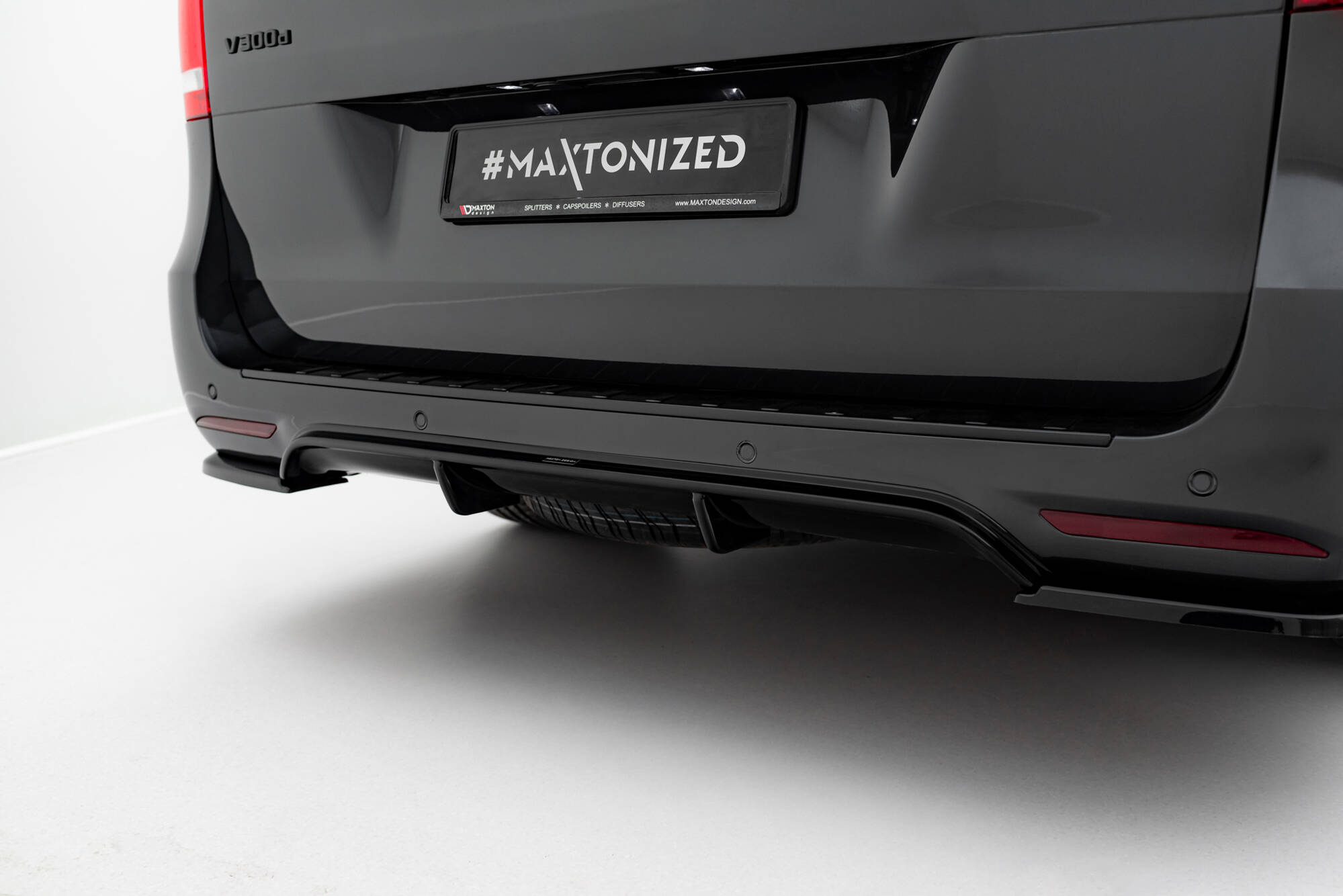 Street+ Heck Ansatz Diffusor passend für Mercedes V-Klasse AMG-Line W447 FL schwarz Hochglanz