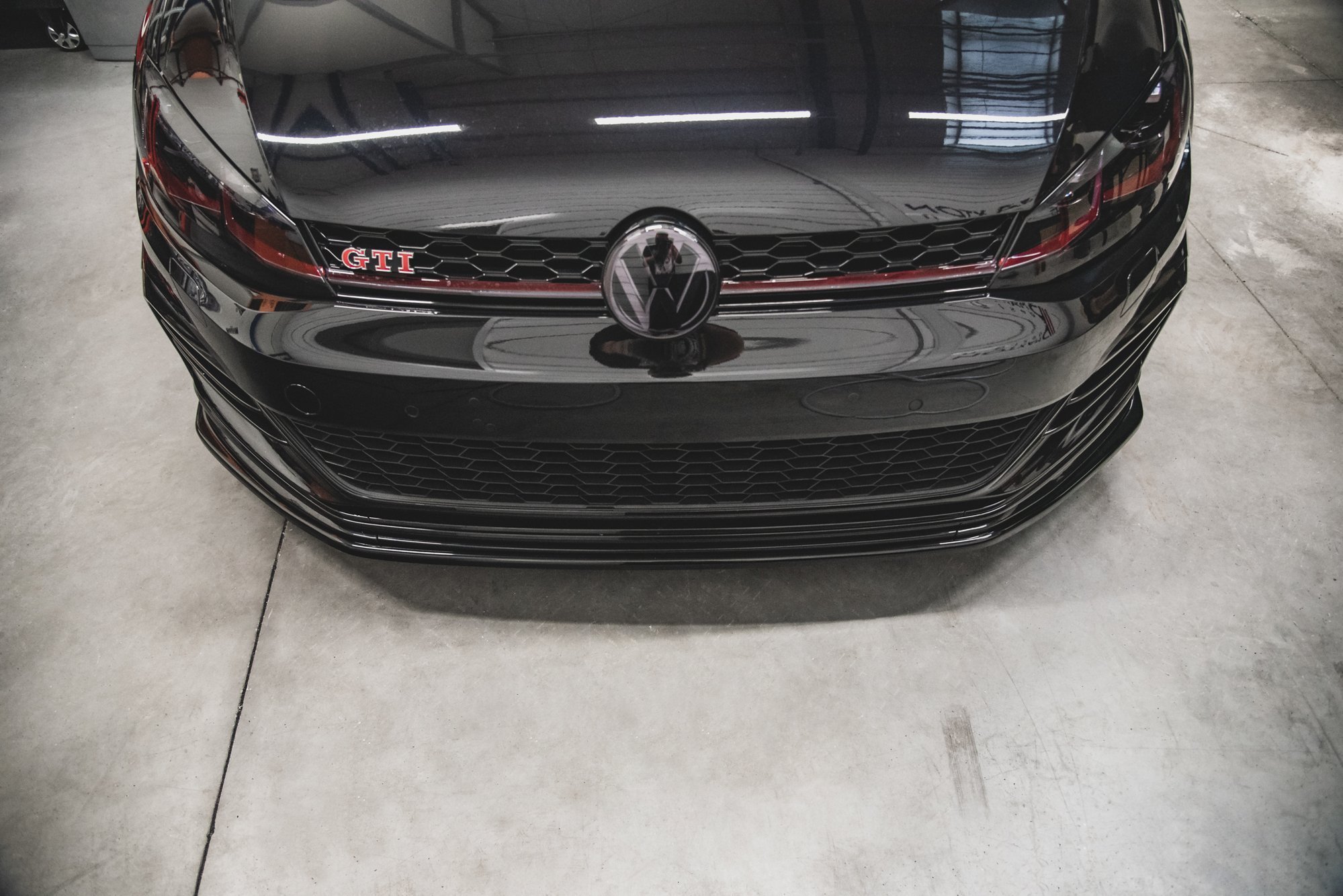 Front Ansatz für VW Golf 7 GTI TCR schwarz Hochglanz