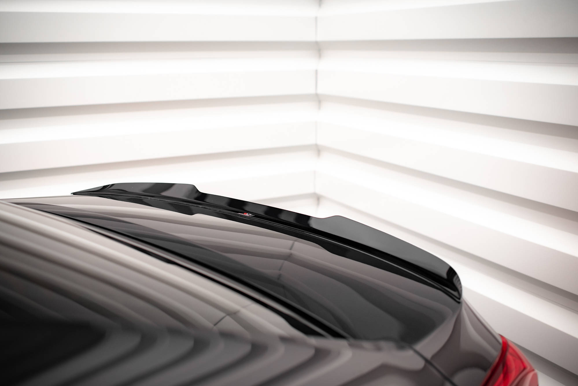 Heck Spoiler Aufsatz Abrisskante passend für Peugeot 508 GT Mk1 FL schwarz Hochglanz