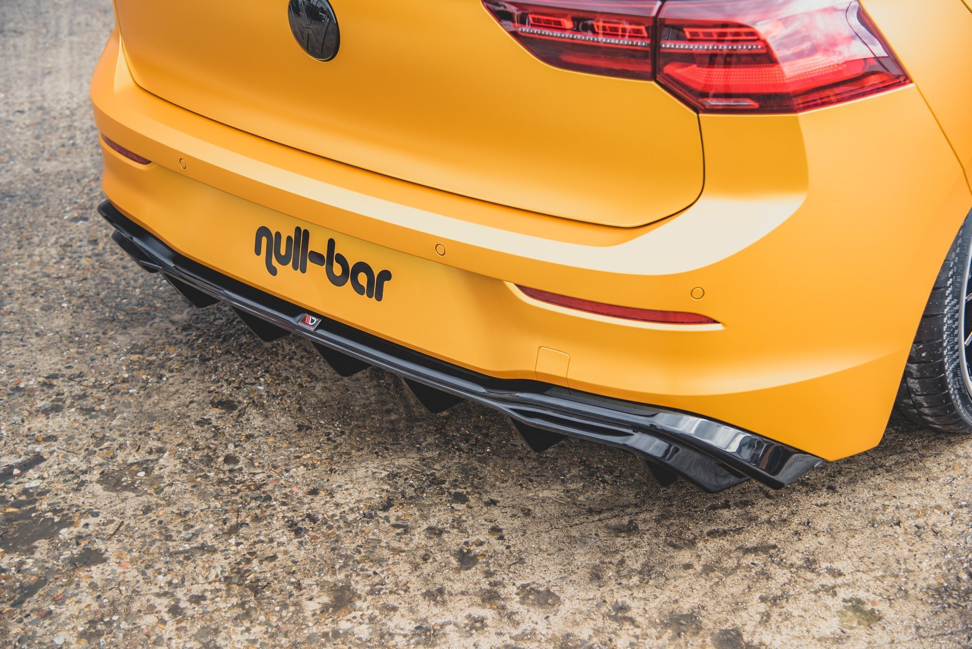 Diffusor Heck Ansatz für VW Golf Mk8 Facelift schwarz Hochglanz