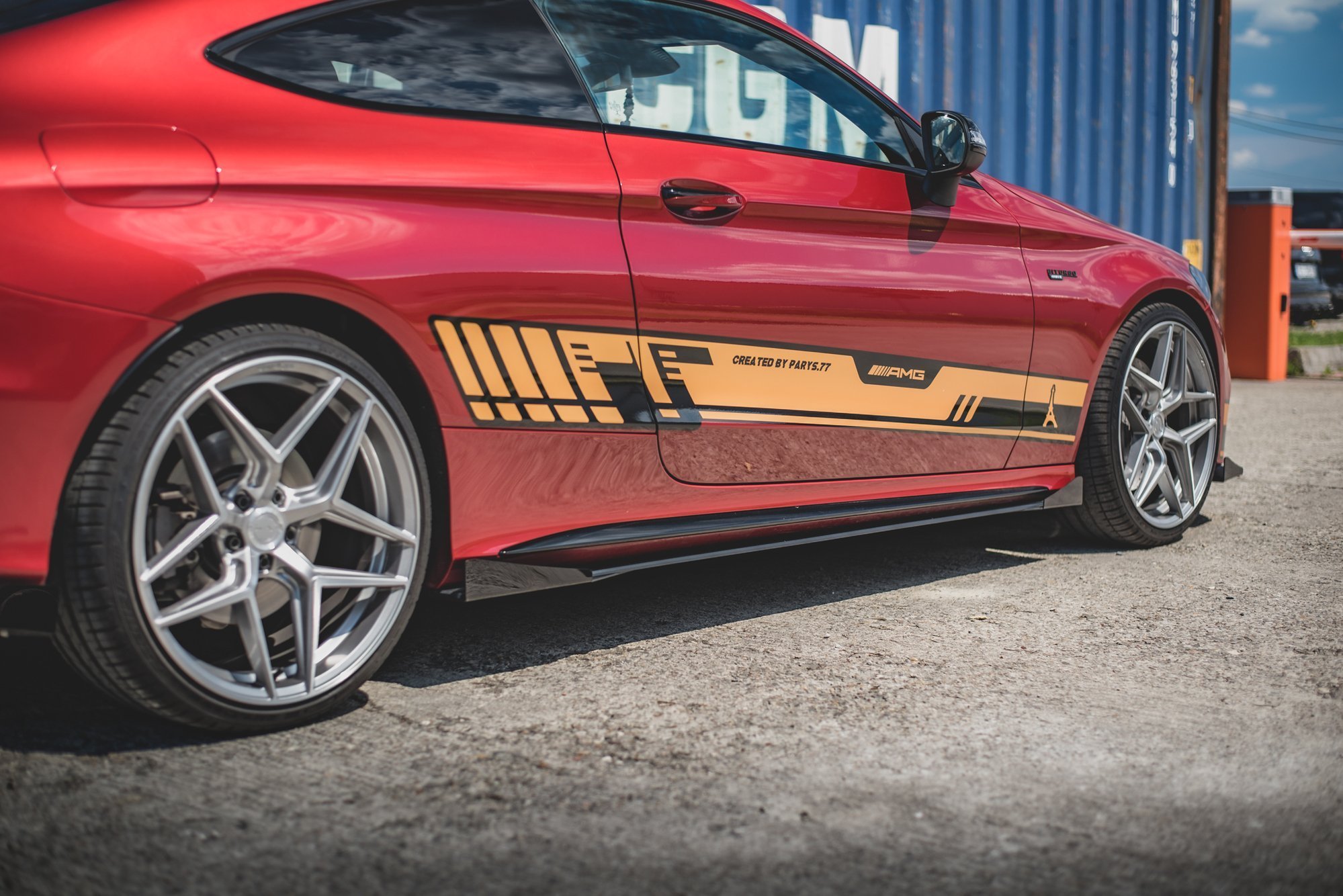Street Pro Seitenschweller Leisten + Flaps passend für Mercedes-AMG C43 Coupe C205 rot+ Hochglanz Flaps