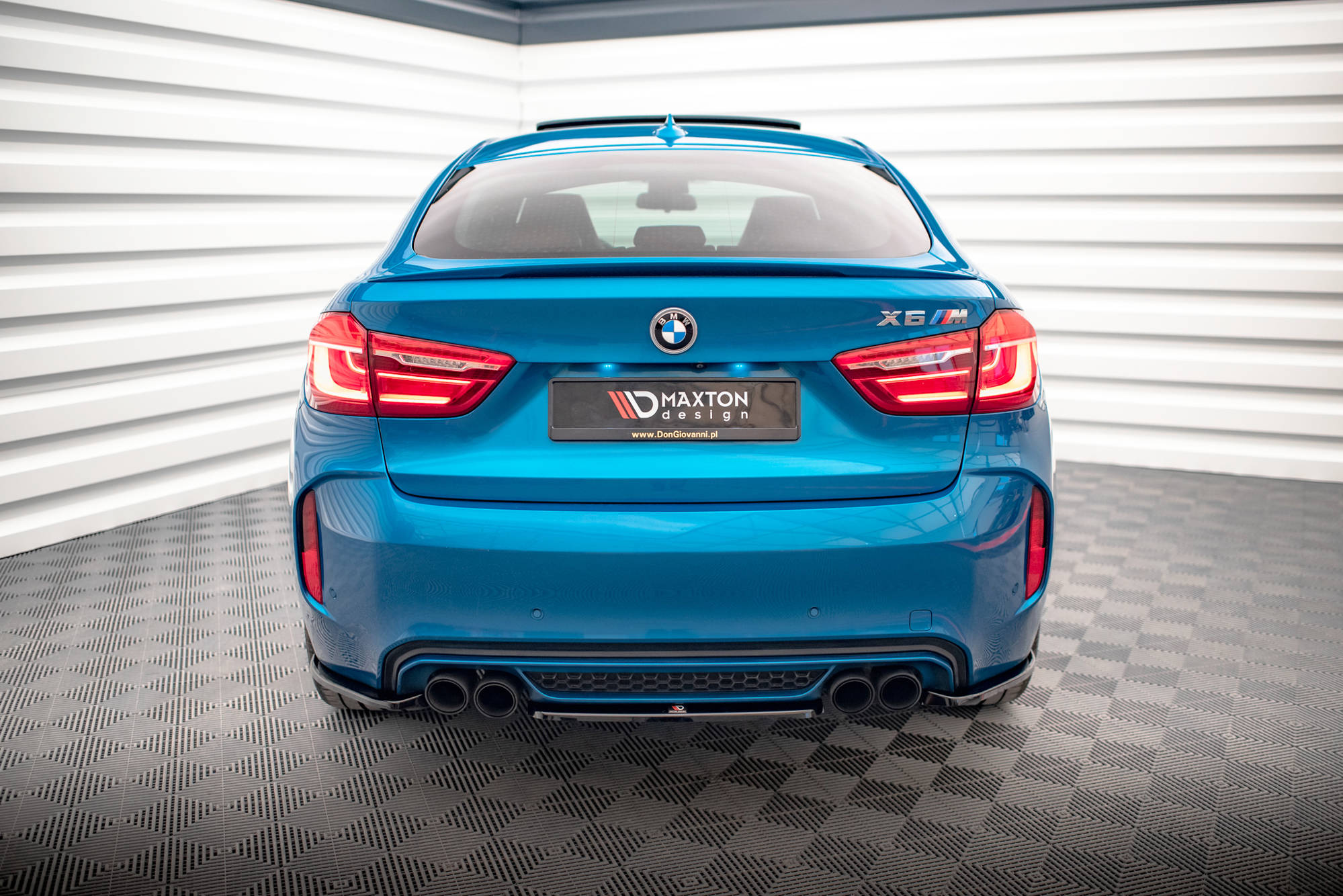 Street+ Mittlerer Diffusor Heck Ansatz passend für BMW X6 M F86 schwarz Hochglanz