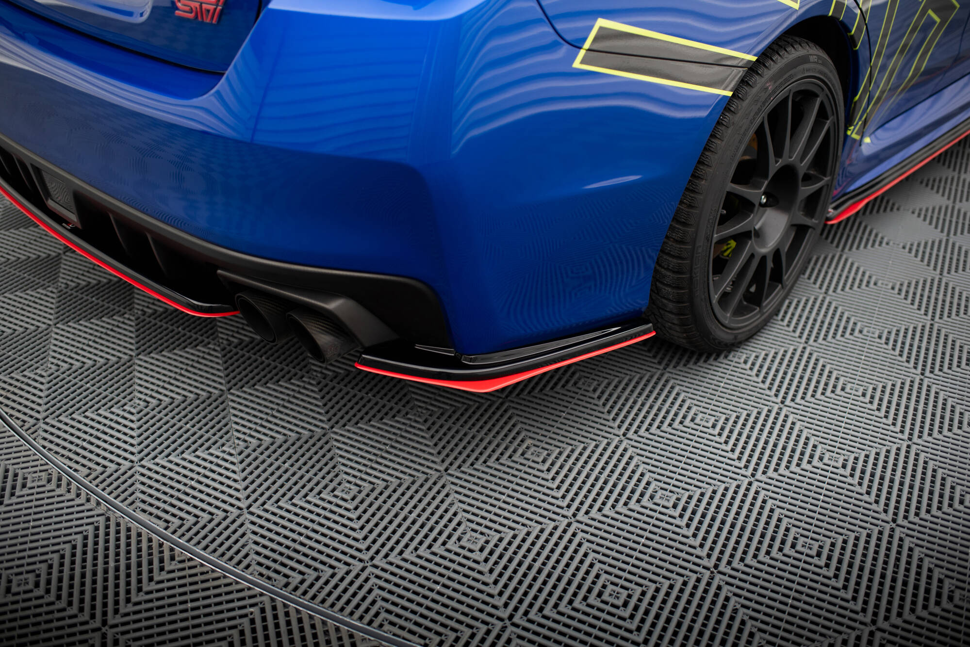 Heck Ansatz Flaps Diffusor V.2 für SUBARU WRX STI schwarz Hochglanz
