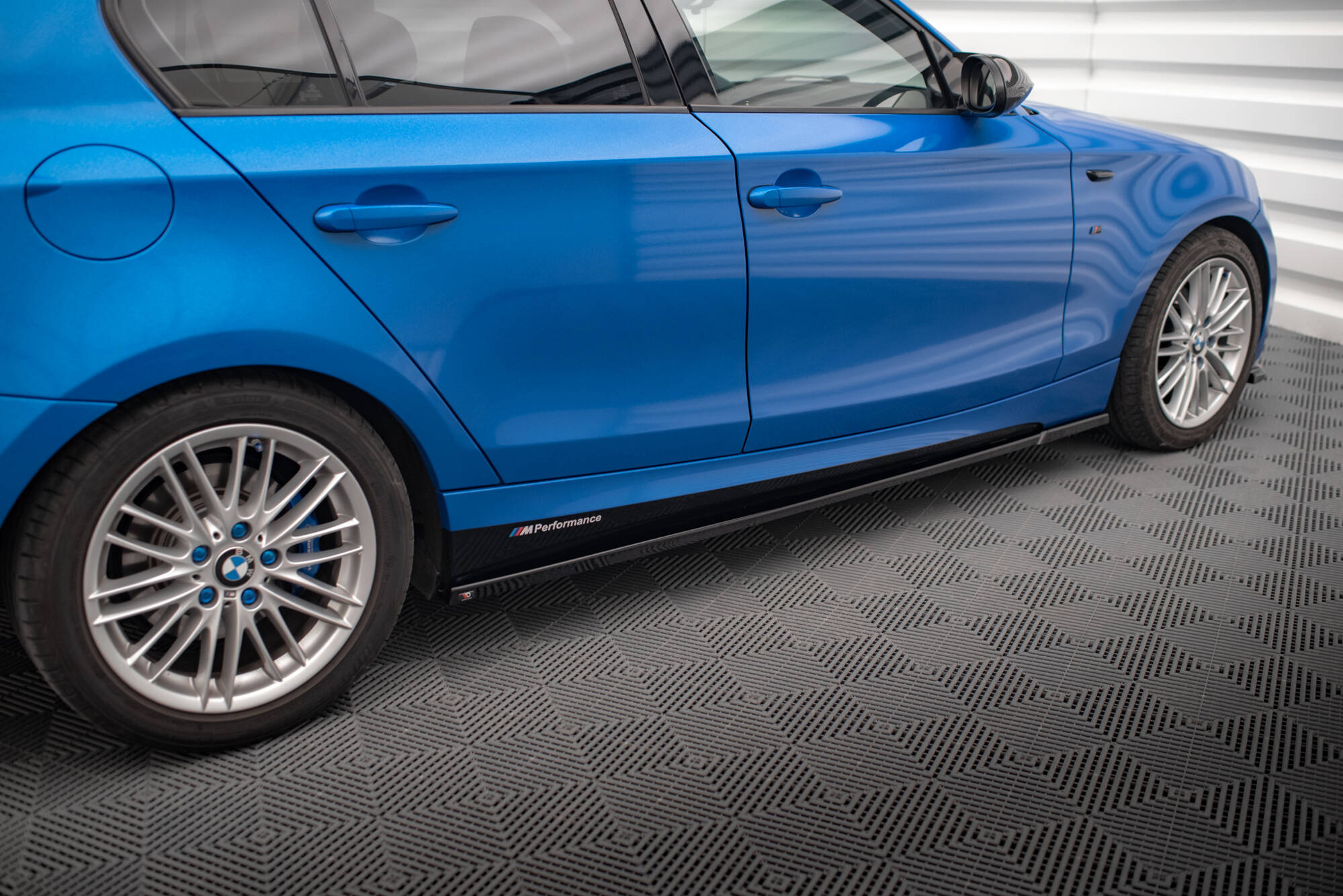Street+ Seitenschweller Leisten passend für BMW 1er M-Paket E87 FL schwarz Hochglanz