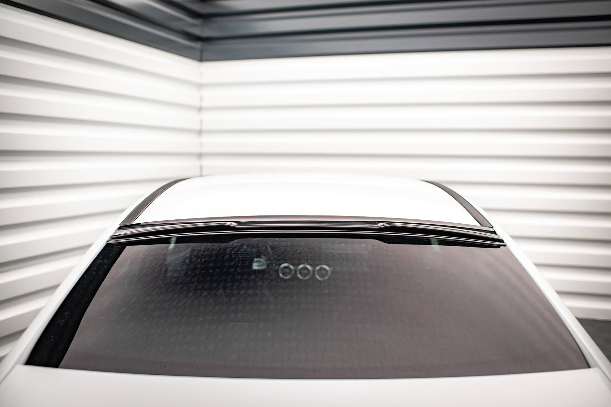 Heckscheiben Spoiler passend für Mercedes A AMG-Line / A35 Limousine V177 schwarz Hochglanz