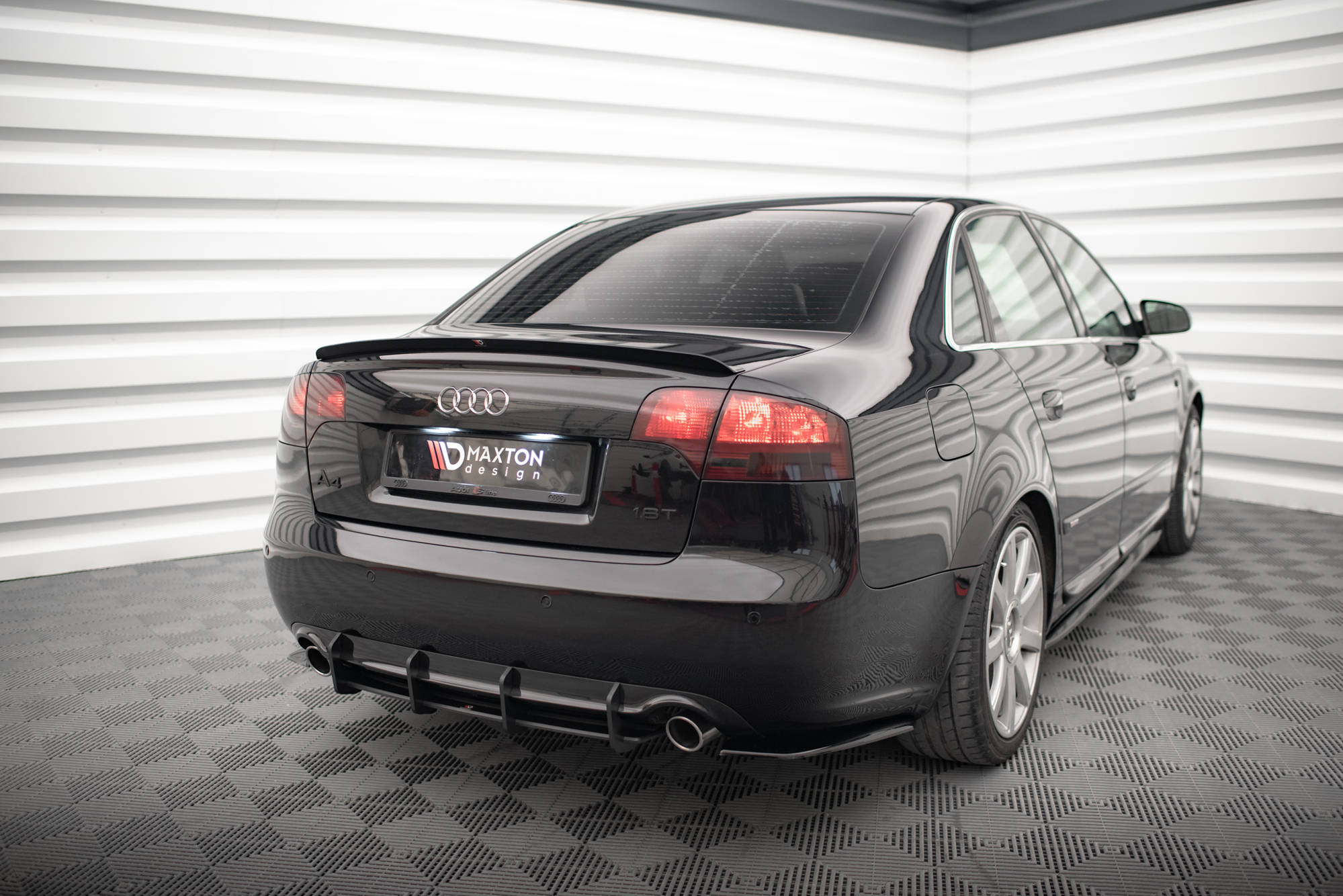 Street Pro Heckschürze Heck Ansatz Diffusor passend für Audi A4 S-Line B7 rot