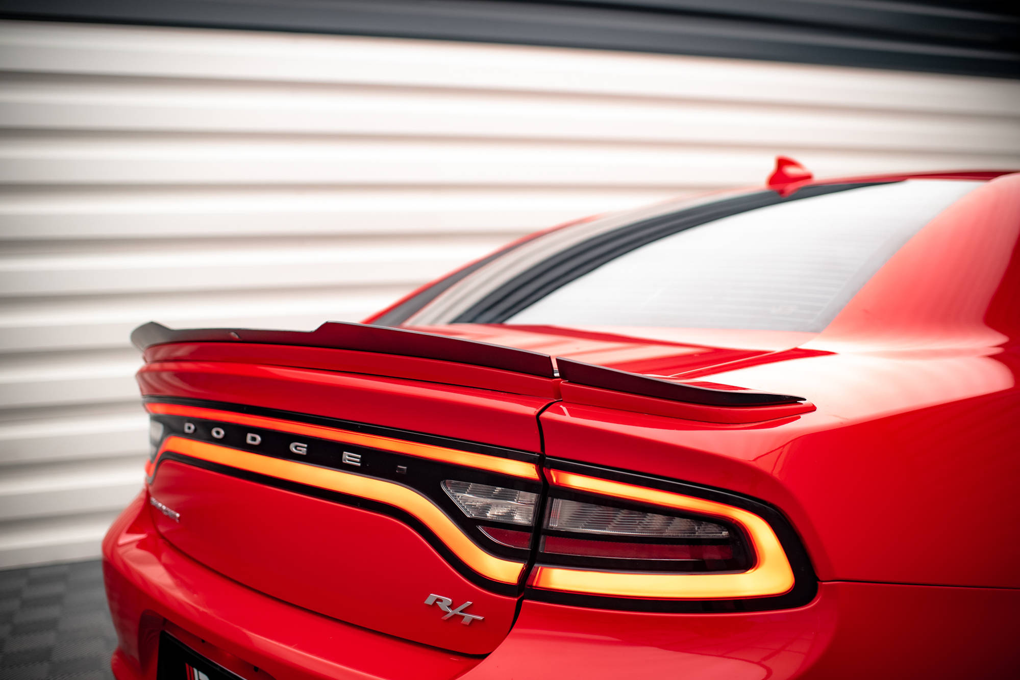 Heck Spoiler Aufsatz Abrisskante passend für Paket Dodge Charger RT Mk7 FL schwarz Hochglanz