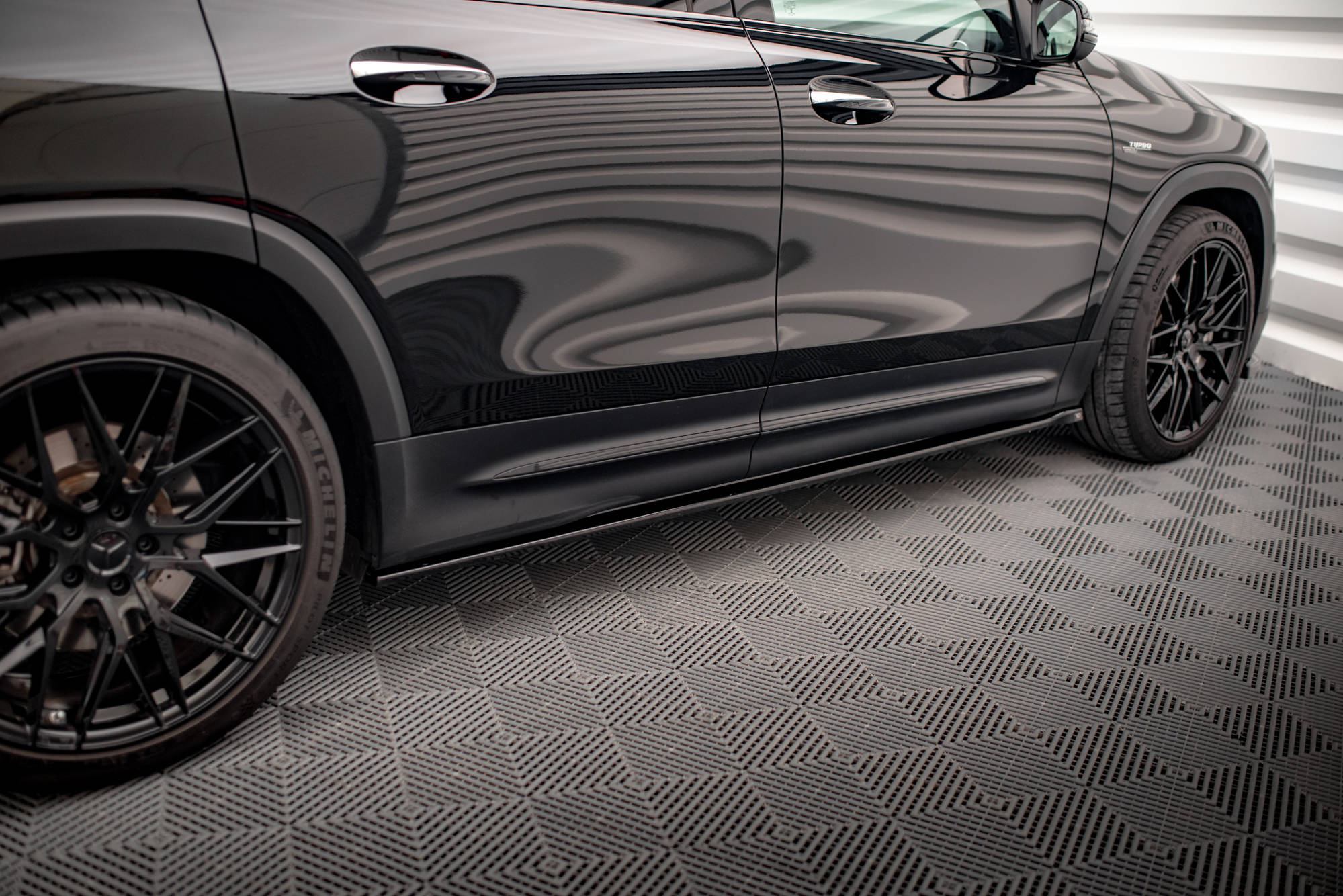 Street+ Seitenschweller Leisten passend für Mercedes-AMG GLB 35 / AMG-Line X247 schwarz Hochglanz
