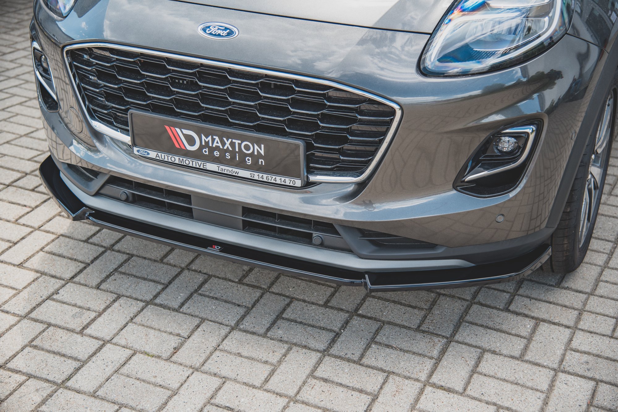 Front Ansatz für Ford Puma Mk1 schwarz Hochglanz