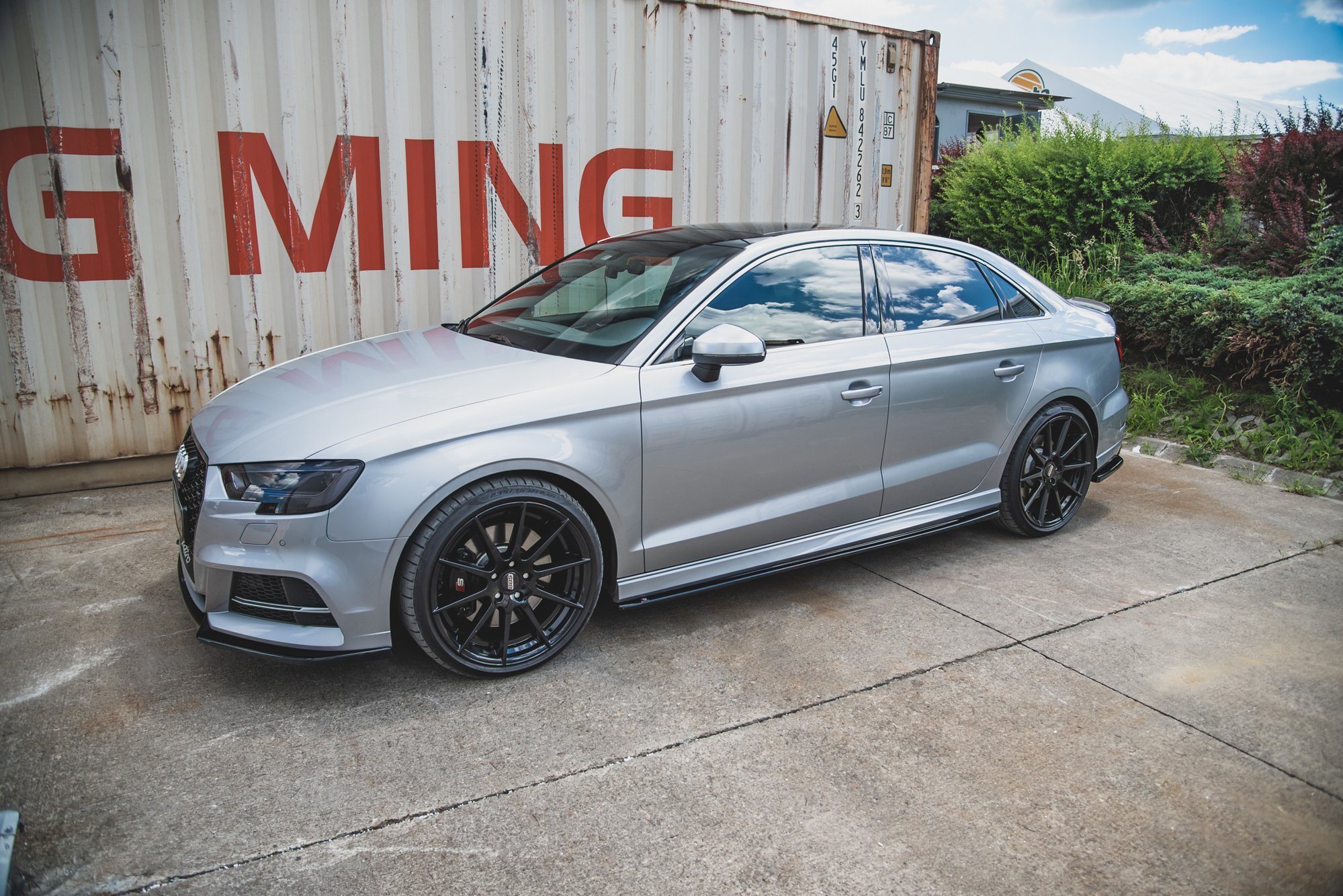 Seitenschweller Ansatz V.2 für Audi S3 / A3 S-Line Limousine 8V Facelift schwarz Hochglanz