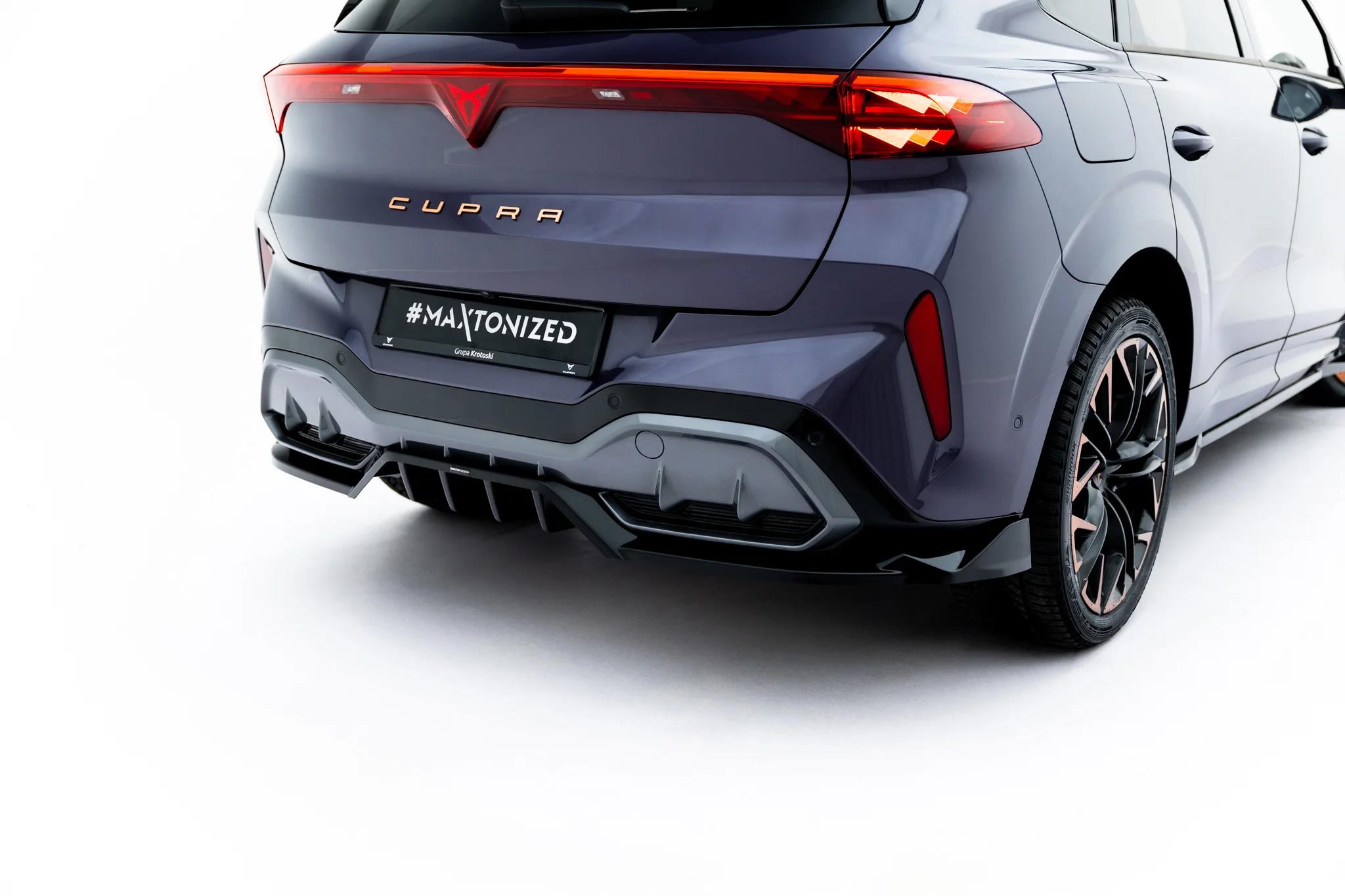 Diffusor Heckansatz passend für V.3 Cupra Terramar Mk1 mit AHK schwarz Hochglanz