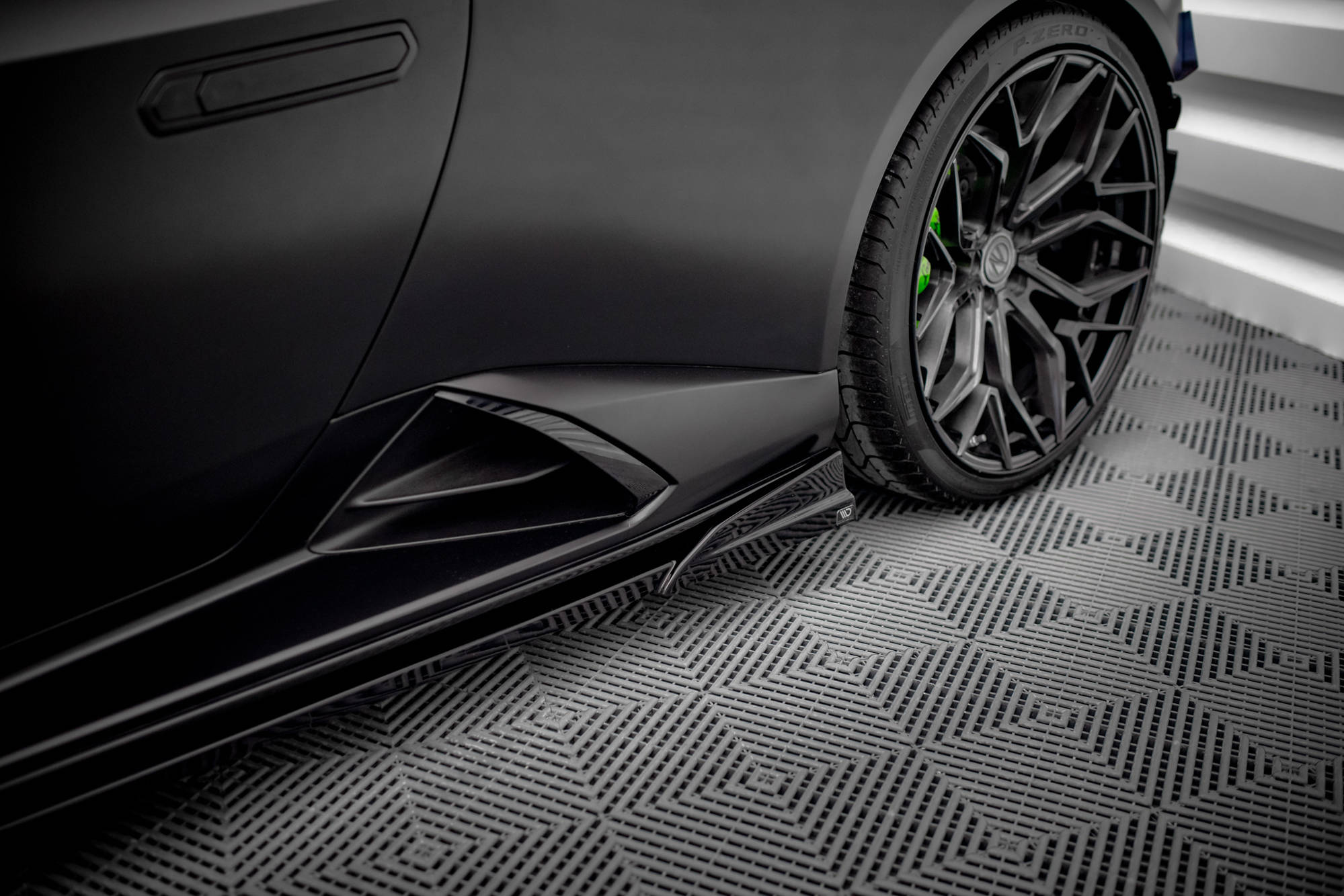 Seitenschweller Ansatz Paar passend für Lamborghini Huracan EVO schwarz Hochglanz