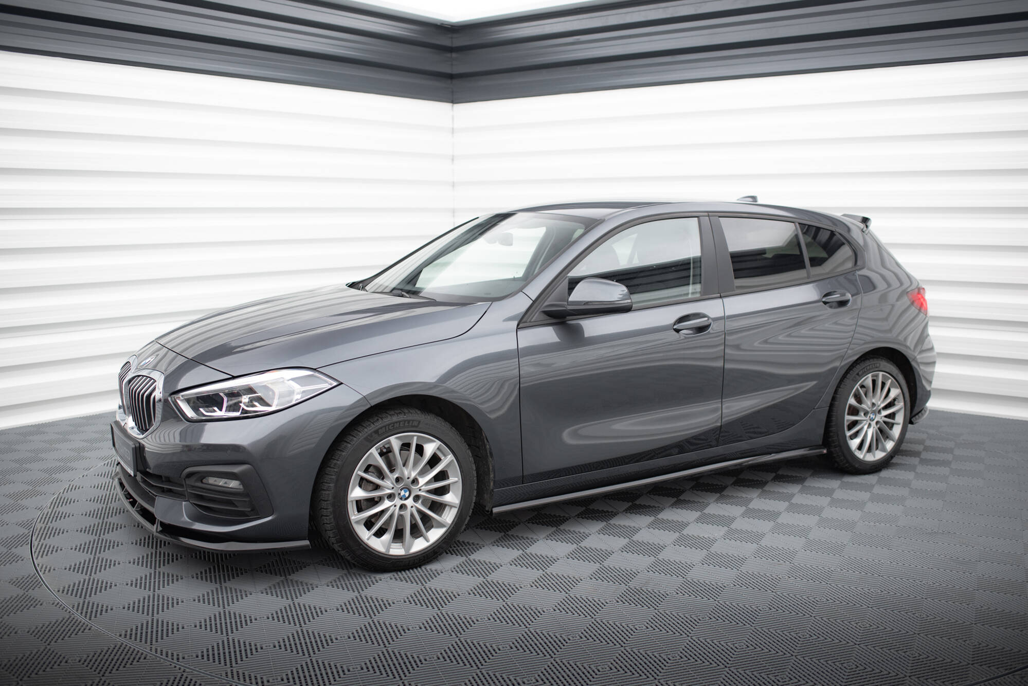 Street+ Seitenschweller Leisten passend für BMW 1er F40 schwarz Hochglanz