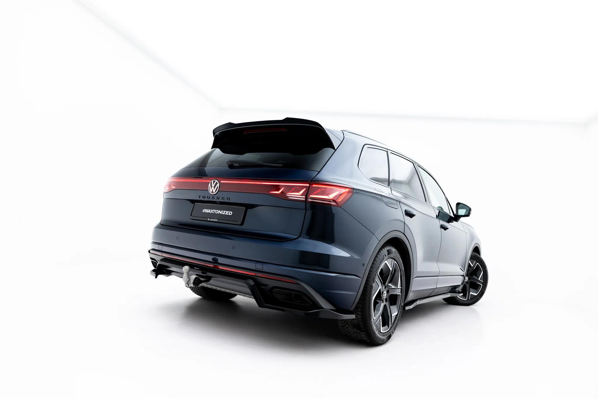 Street+ Mittlerer Diffusor RACE passend für VW Touareg Elegance Mk3 Facelift schwarz Hochglanz